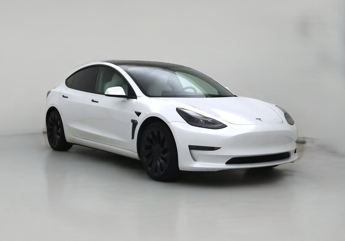 2023 Tesla Model 3 Performance in White — CarMax photo