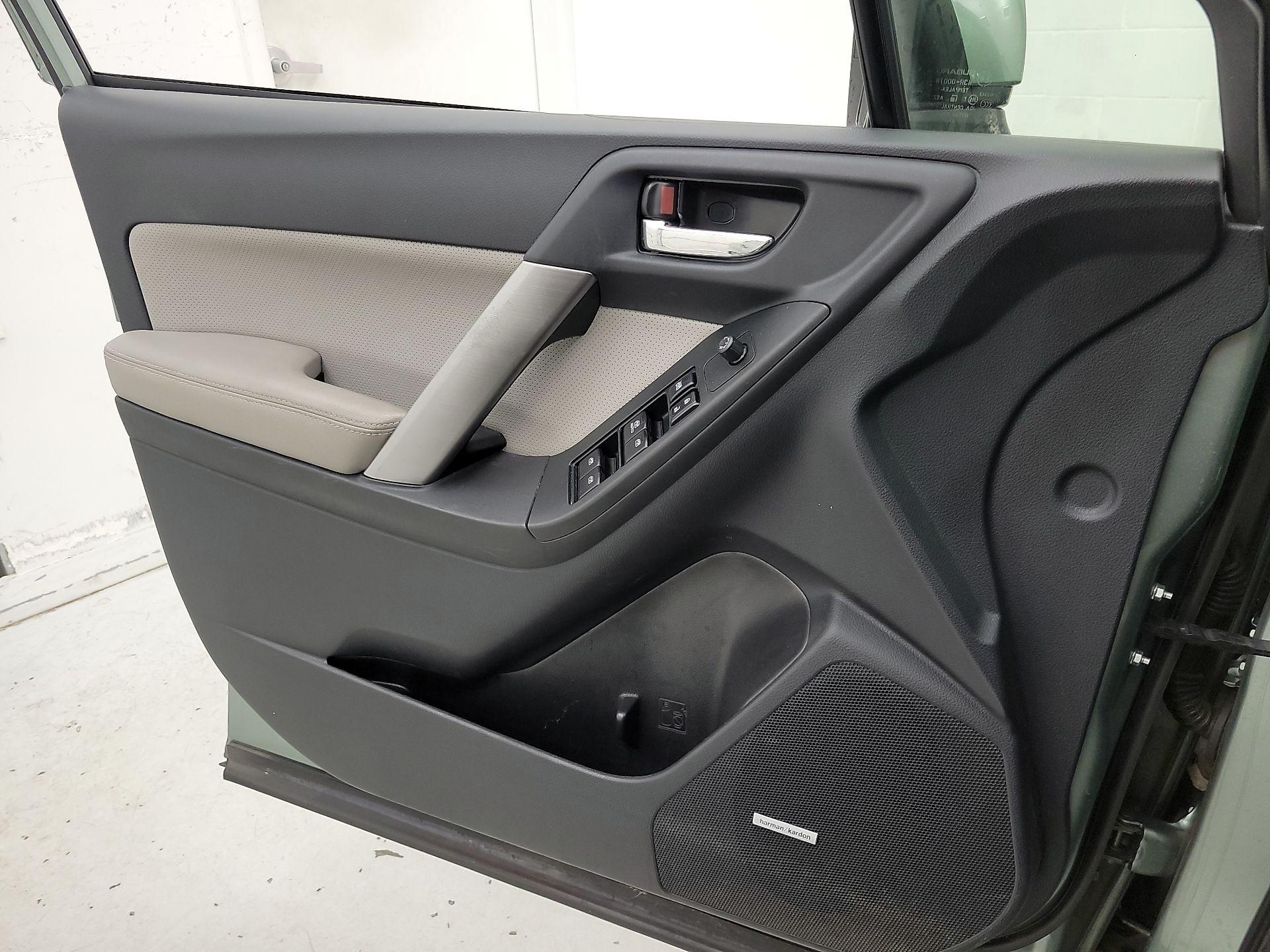 Thumbnail: 2015 Subaru Forester - 12