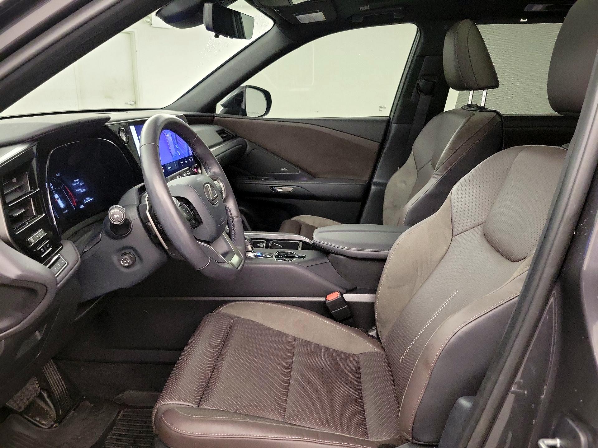 Thumbnail: 2025 Lexus TX - 11