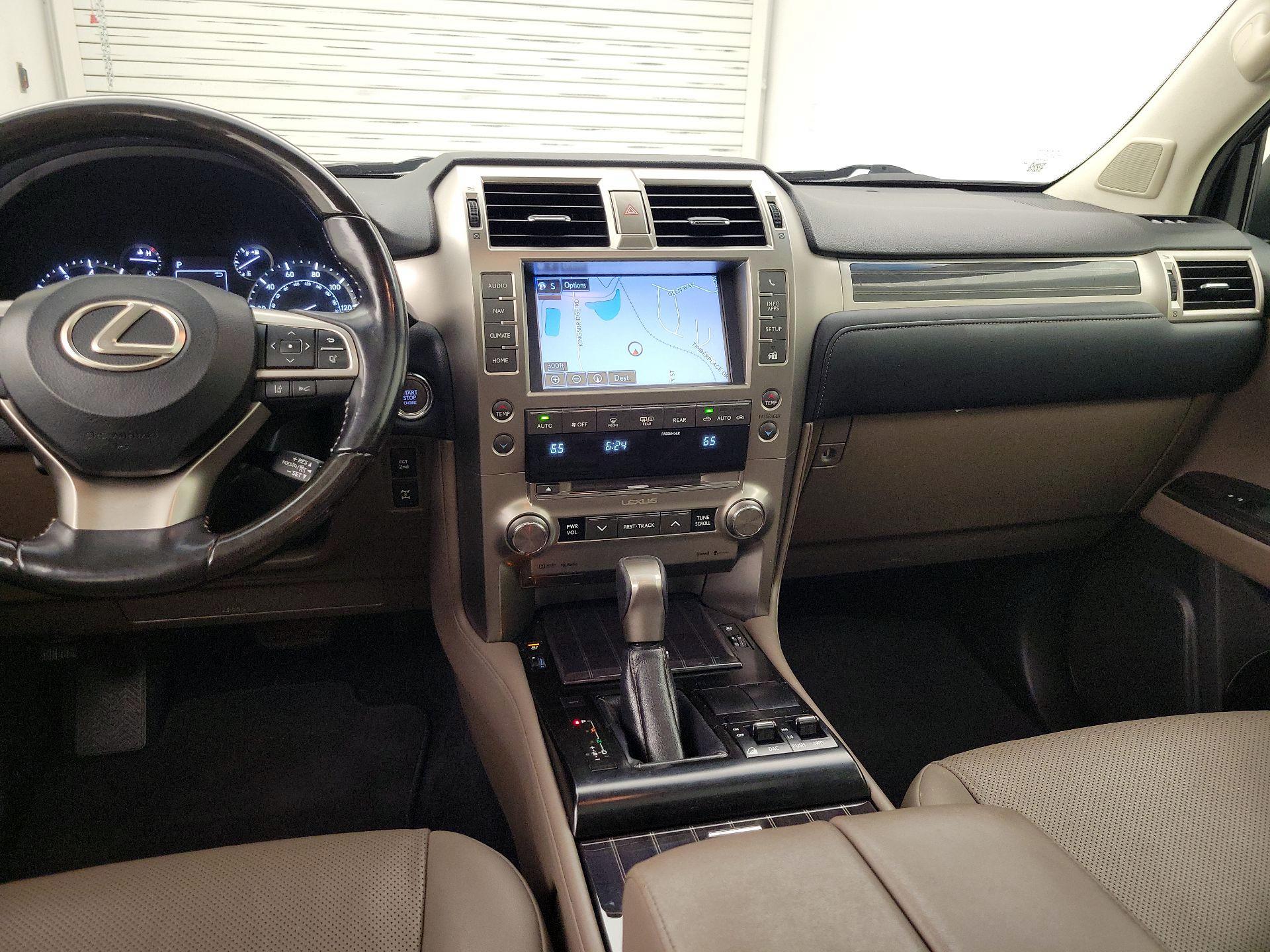 Thumbnail: 2020 Lexus GX - 9
