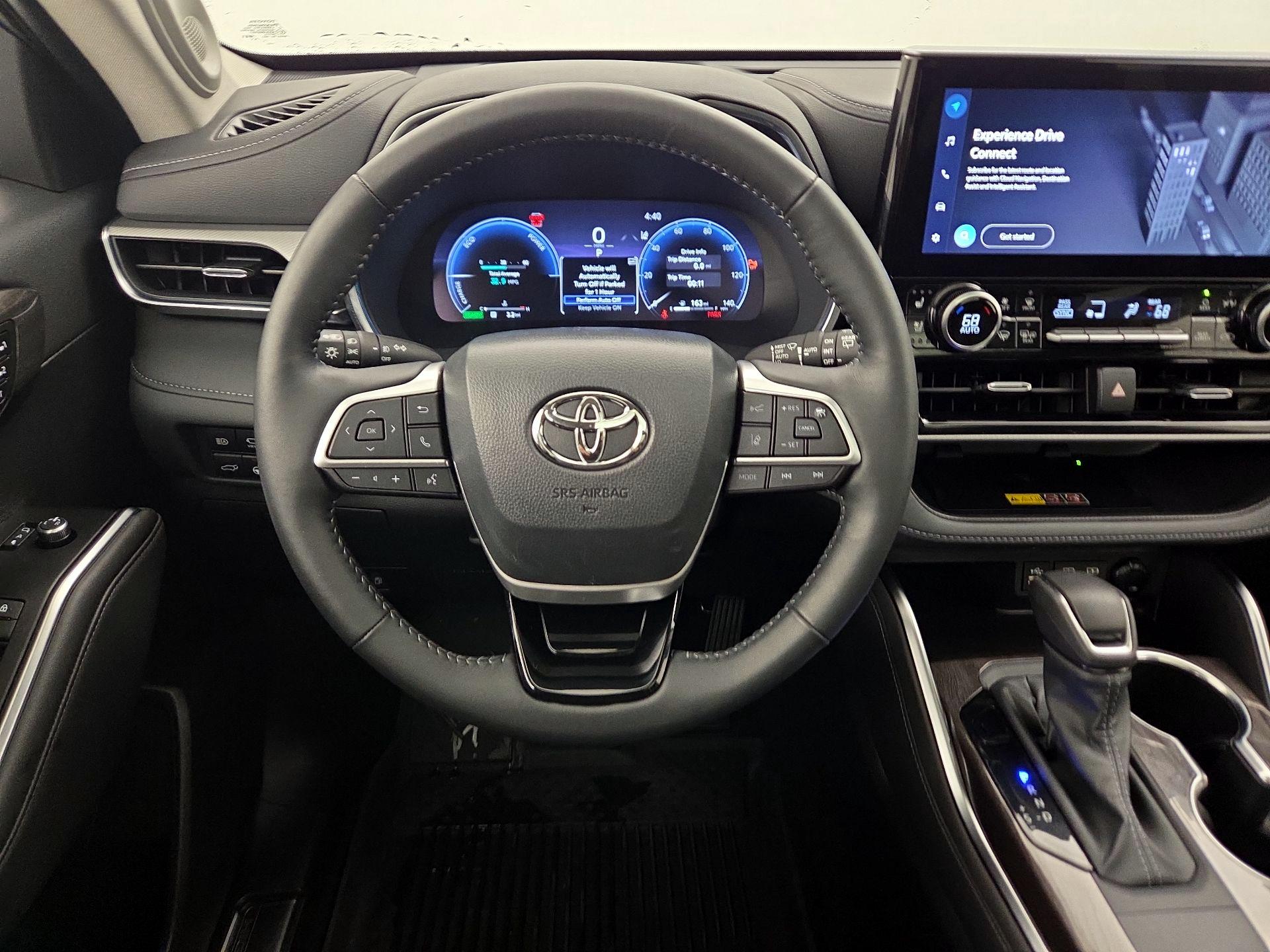 Thumbnail: 2025 Toyota Highlander - 10