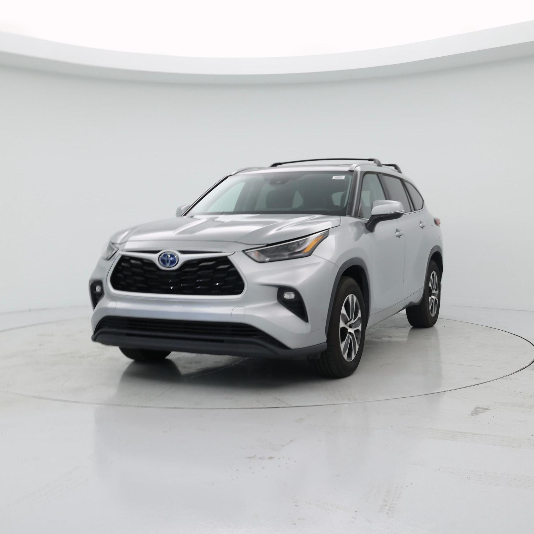 Thumbnail: 2023 Toyota Highlander - 4