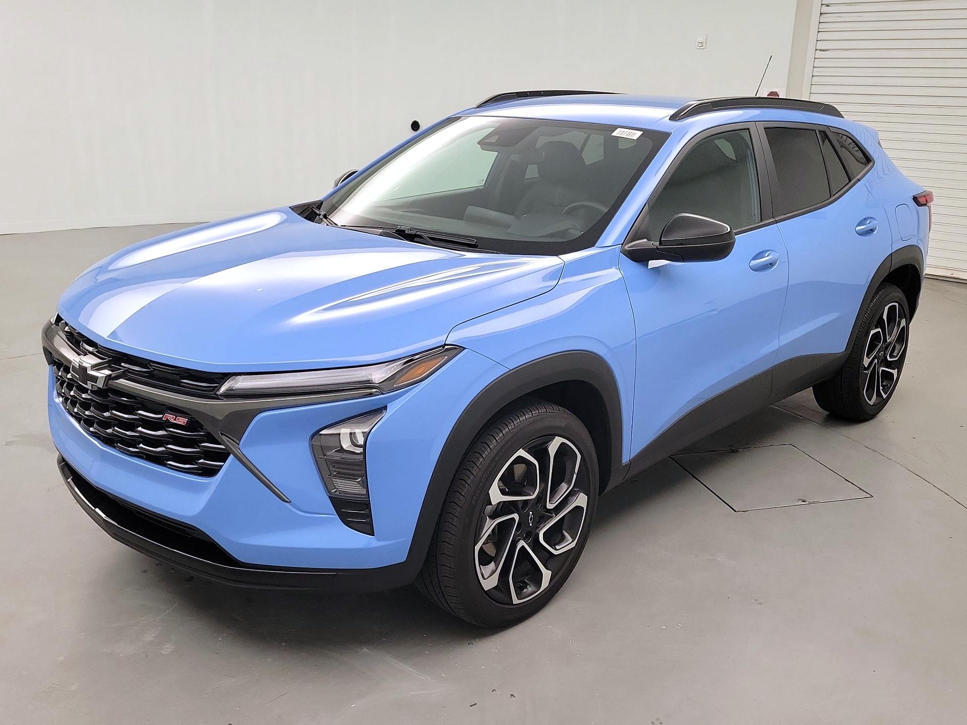 Thumbnail: 2024 Chevrolet Trax - 3