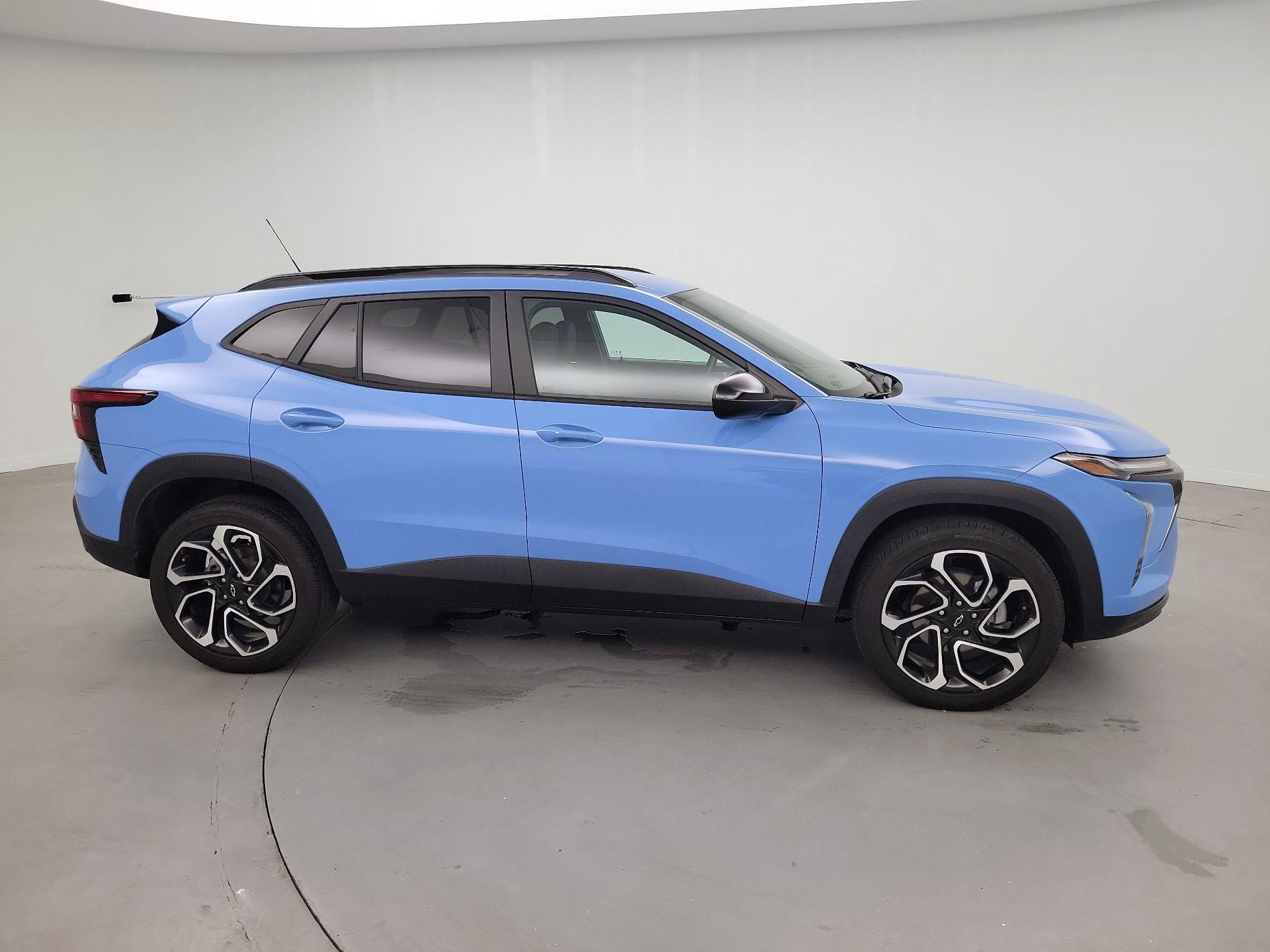 Thumbnail: 2024 Chevrolet Trax - 4
