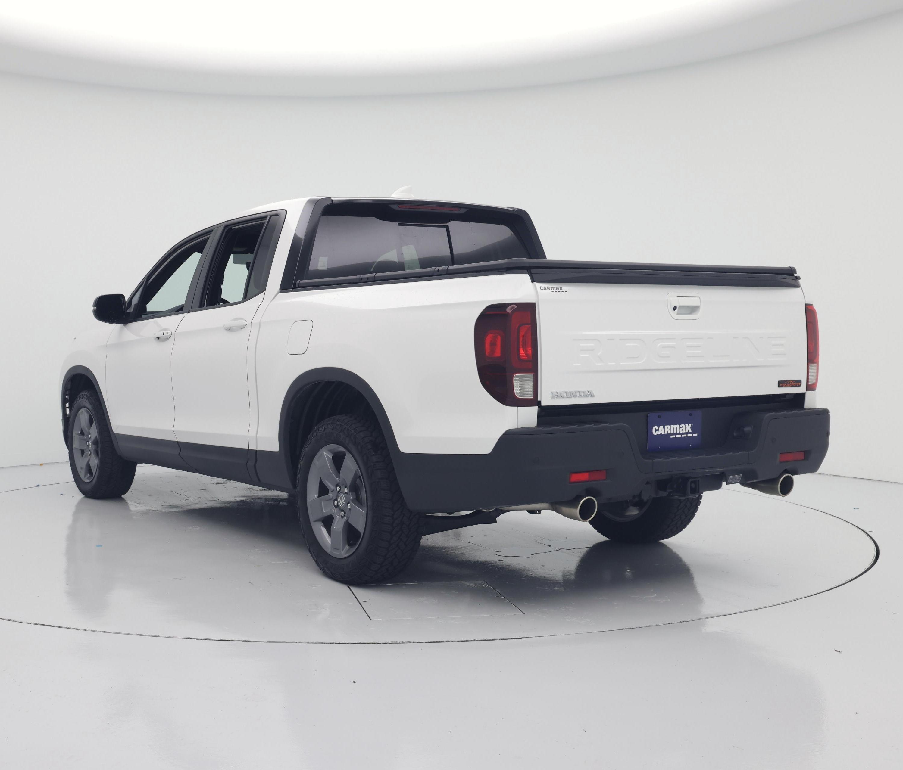 Thumbnail: 2025 Honda Ridgeline - 2