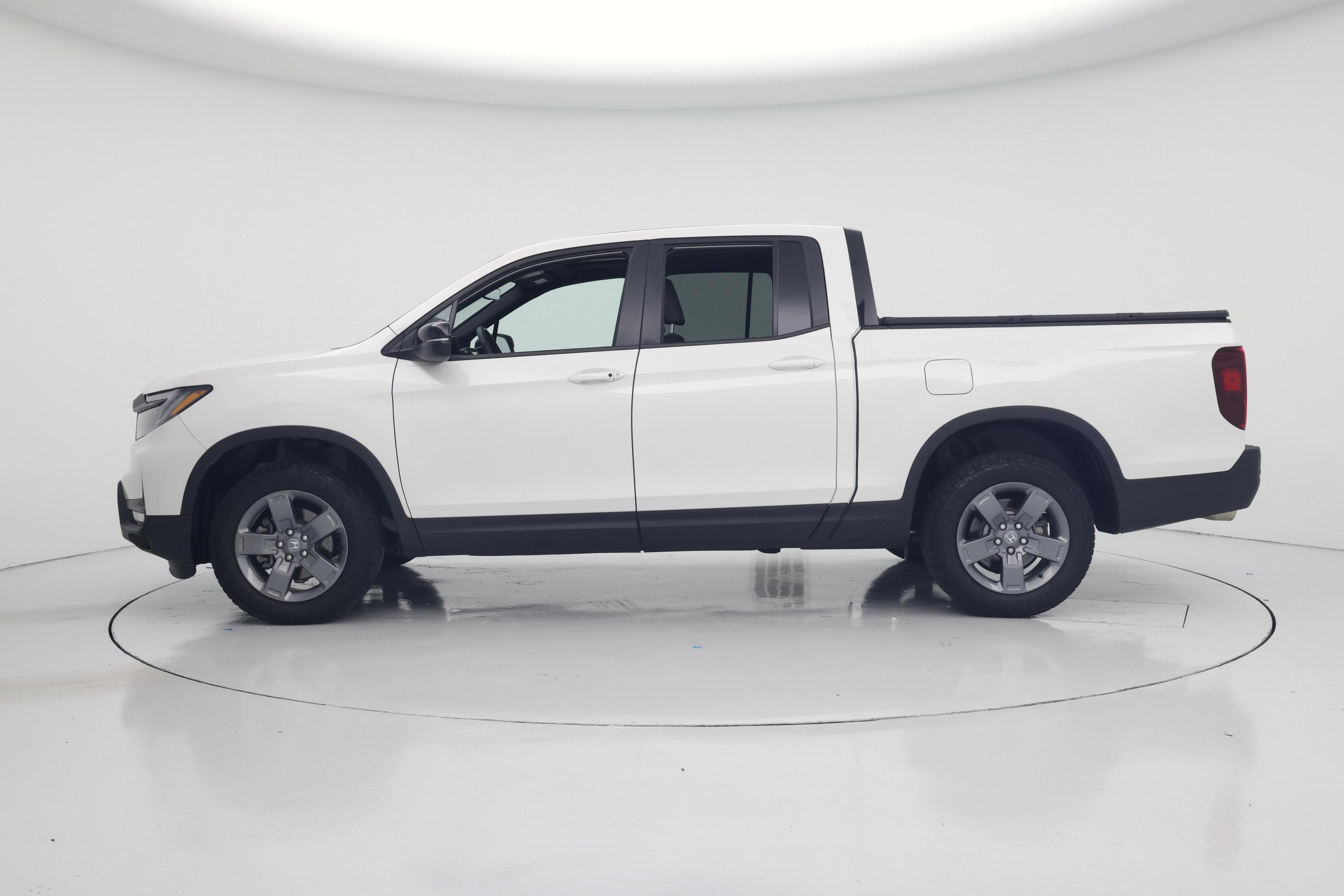 Thumbnail: 2025 Honda Ridgeline - 3