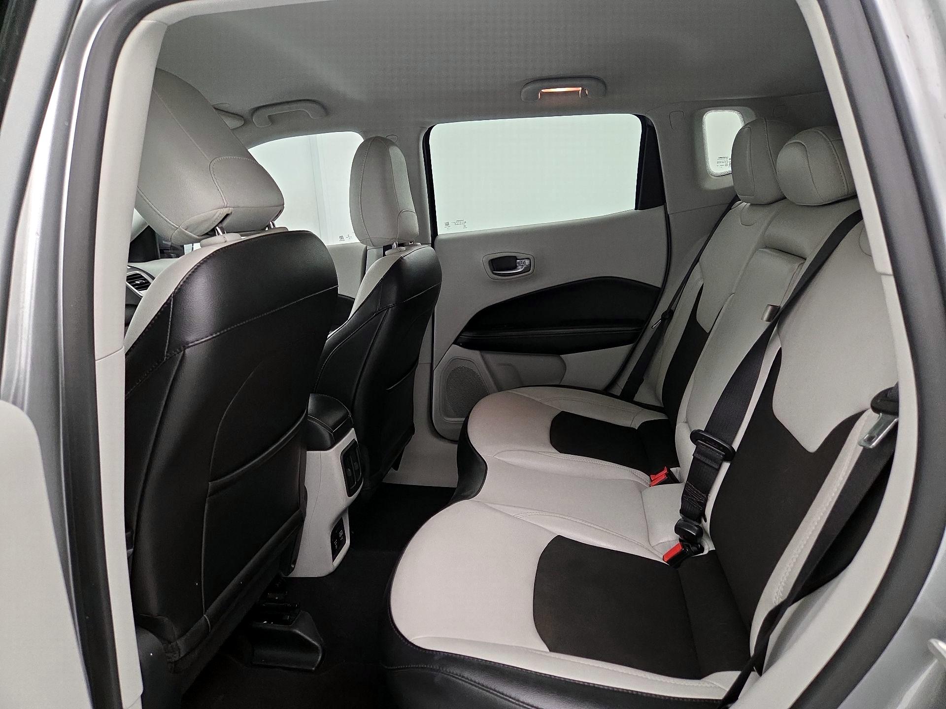 Thumbnail: 2020 Jeep Compass - 19