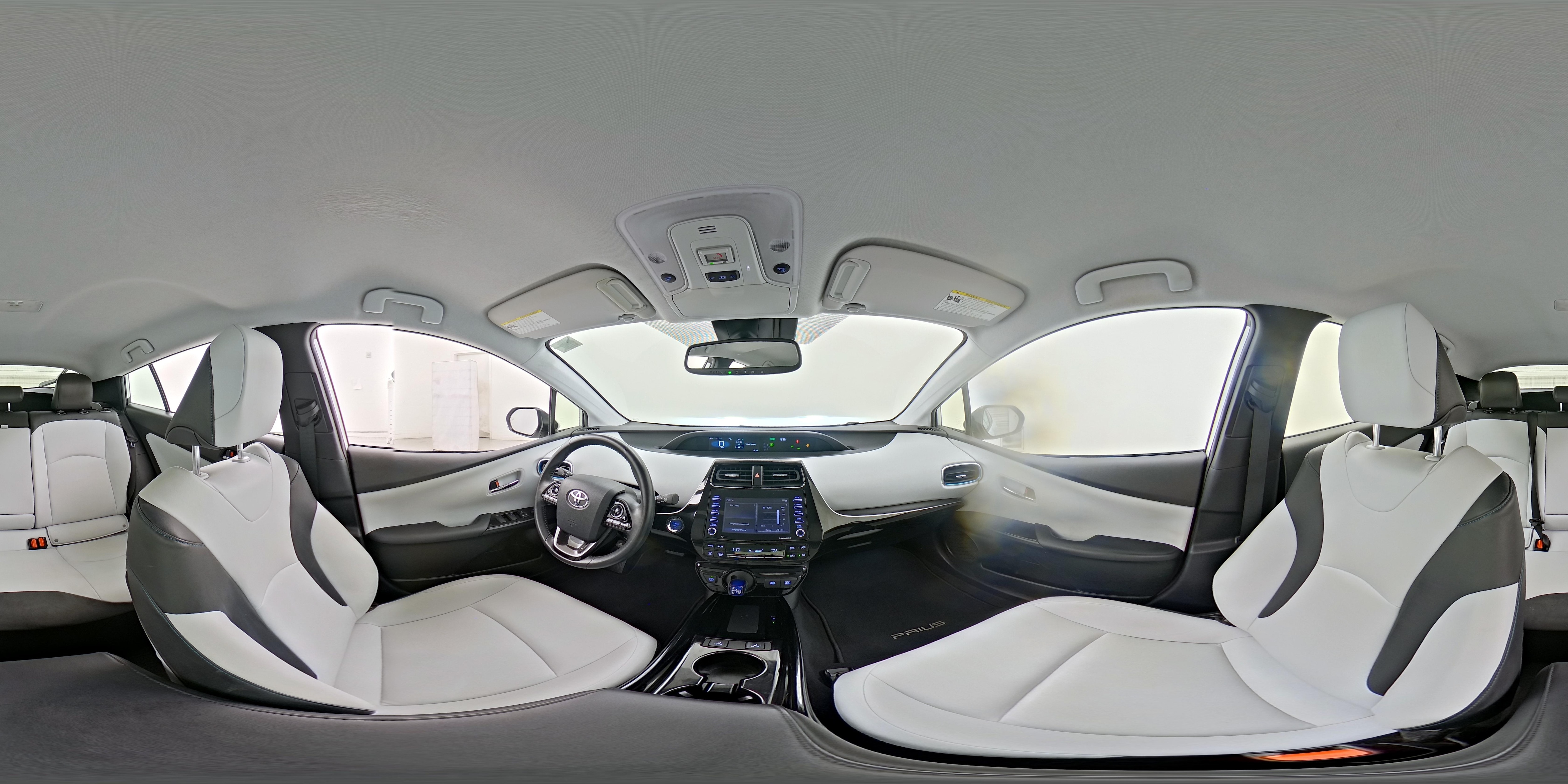 2021 Toyota Prius XLE - Photo 25