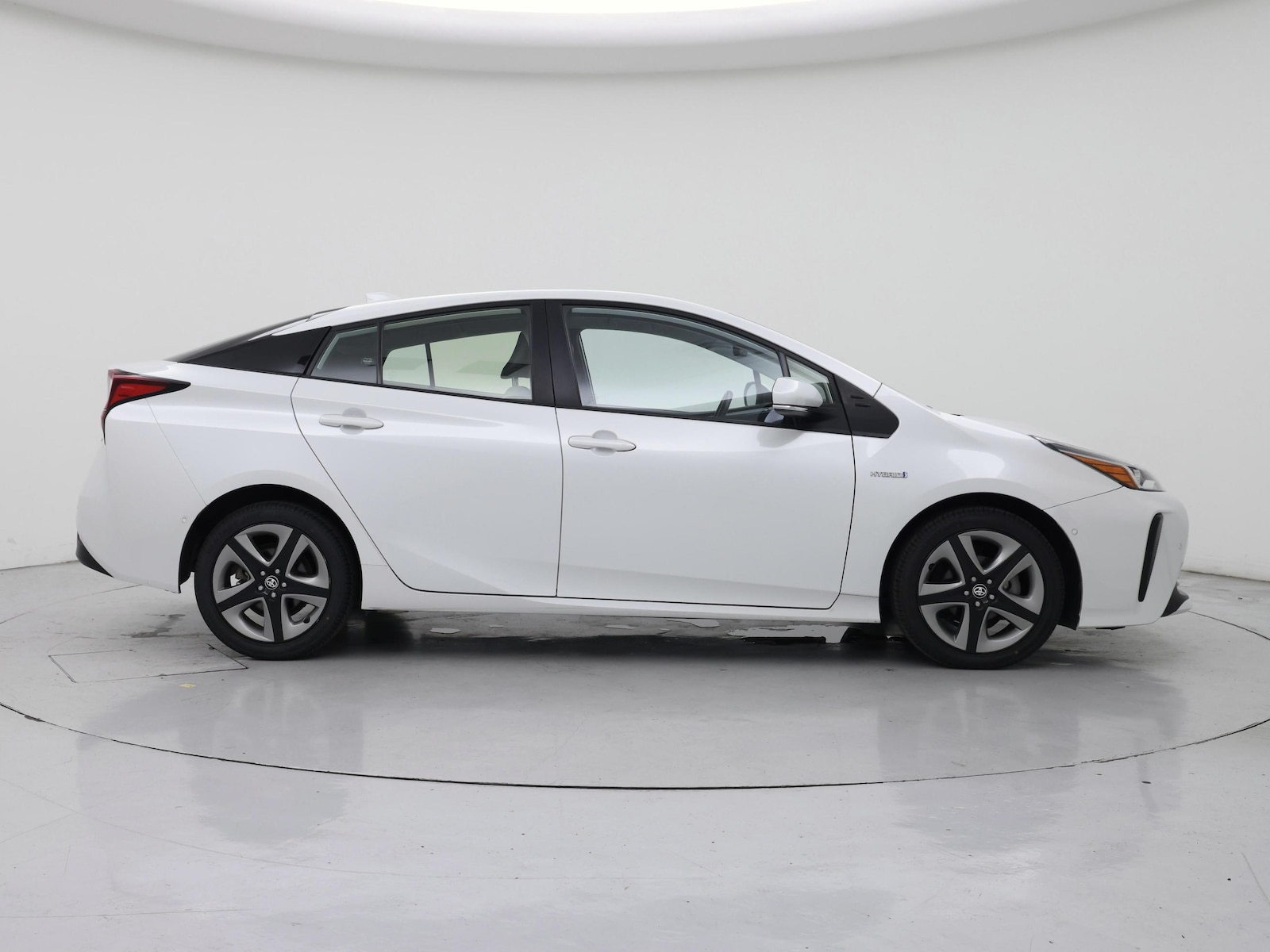 2021 Toyota Prius XLE - Photo 8