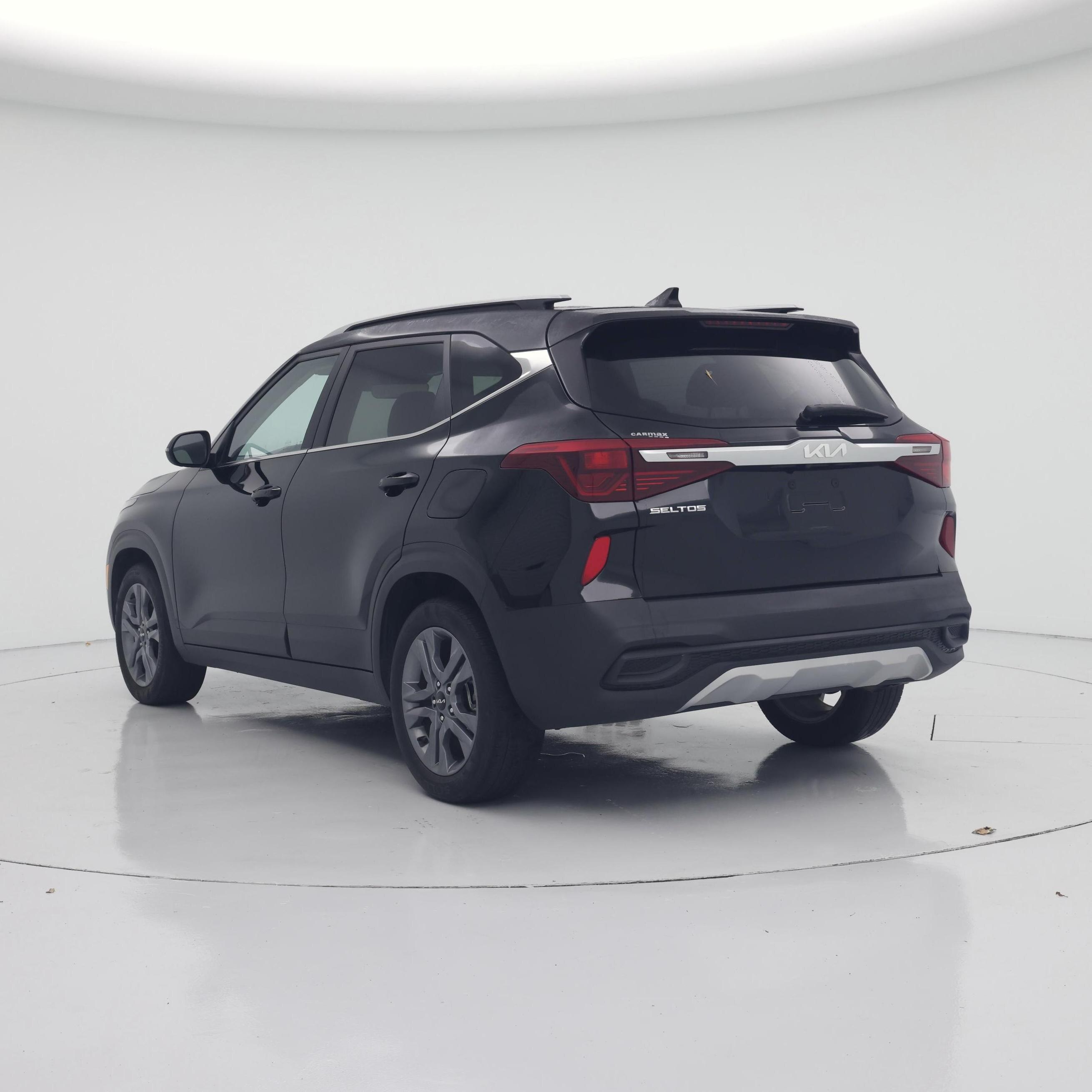 Thumbnail: 2022 Kia Seltos - 2