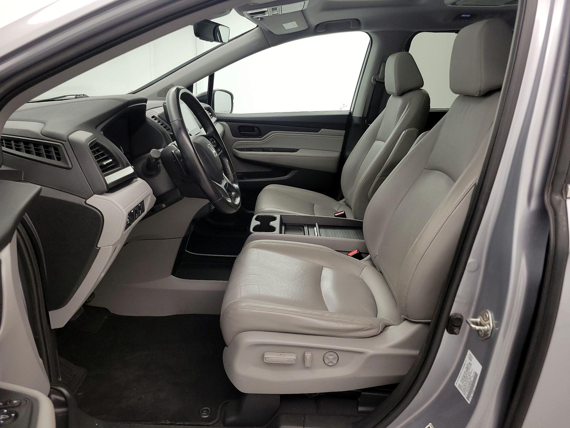 Thumbnail: 2019 Honda Odyssey - 11