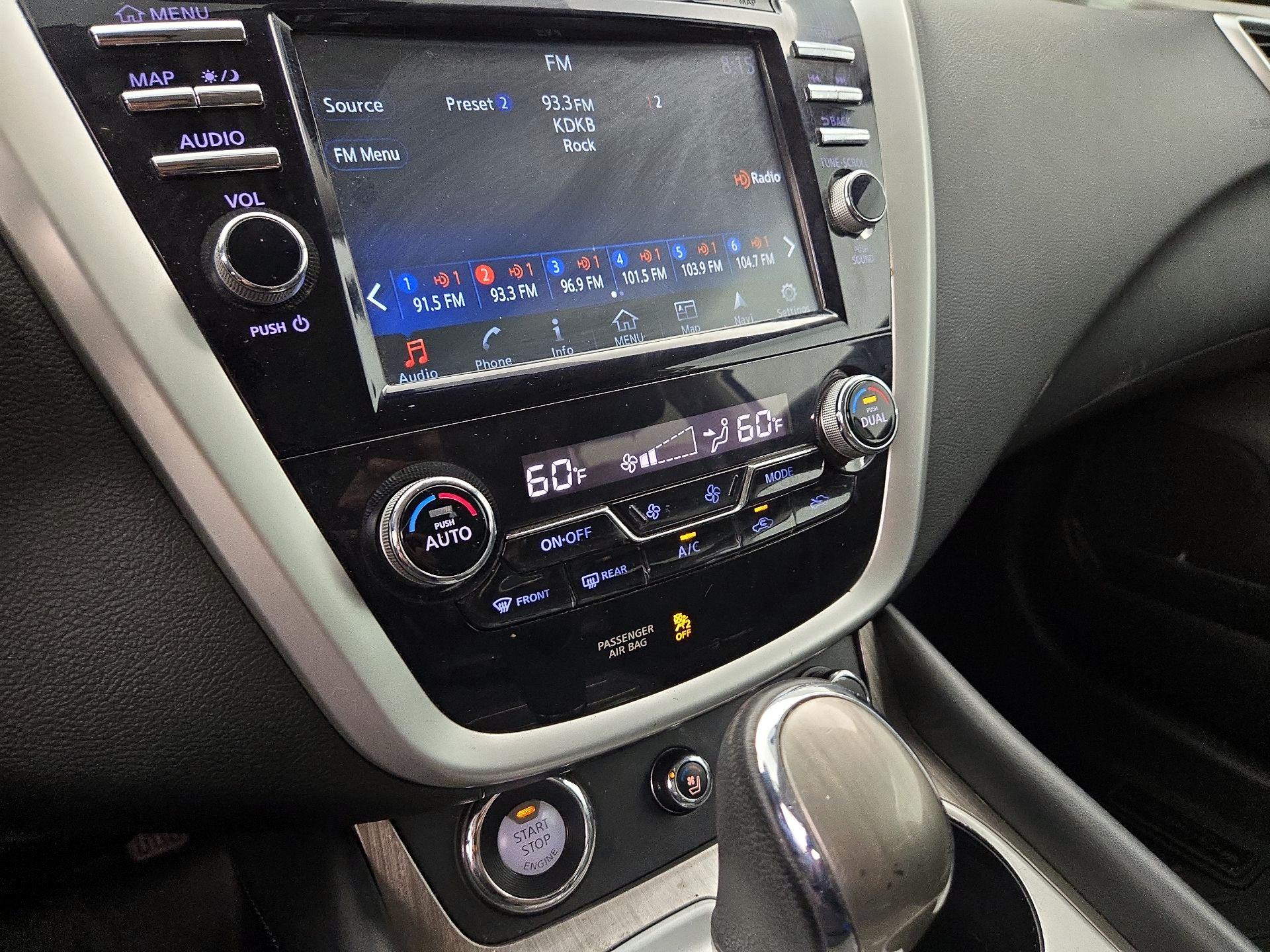 Thumbnail: 2015 Nissan Murano - 17