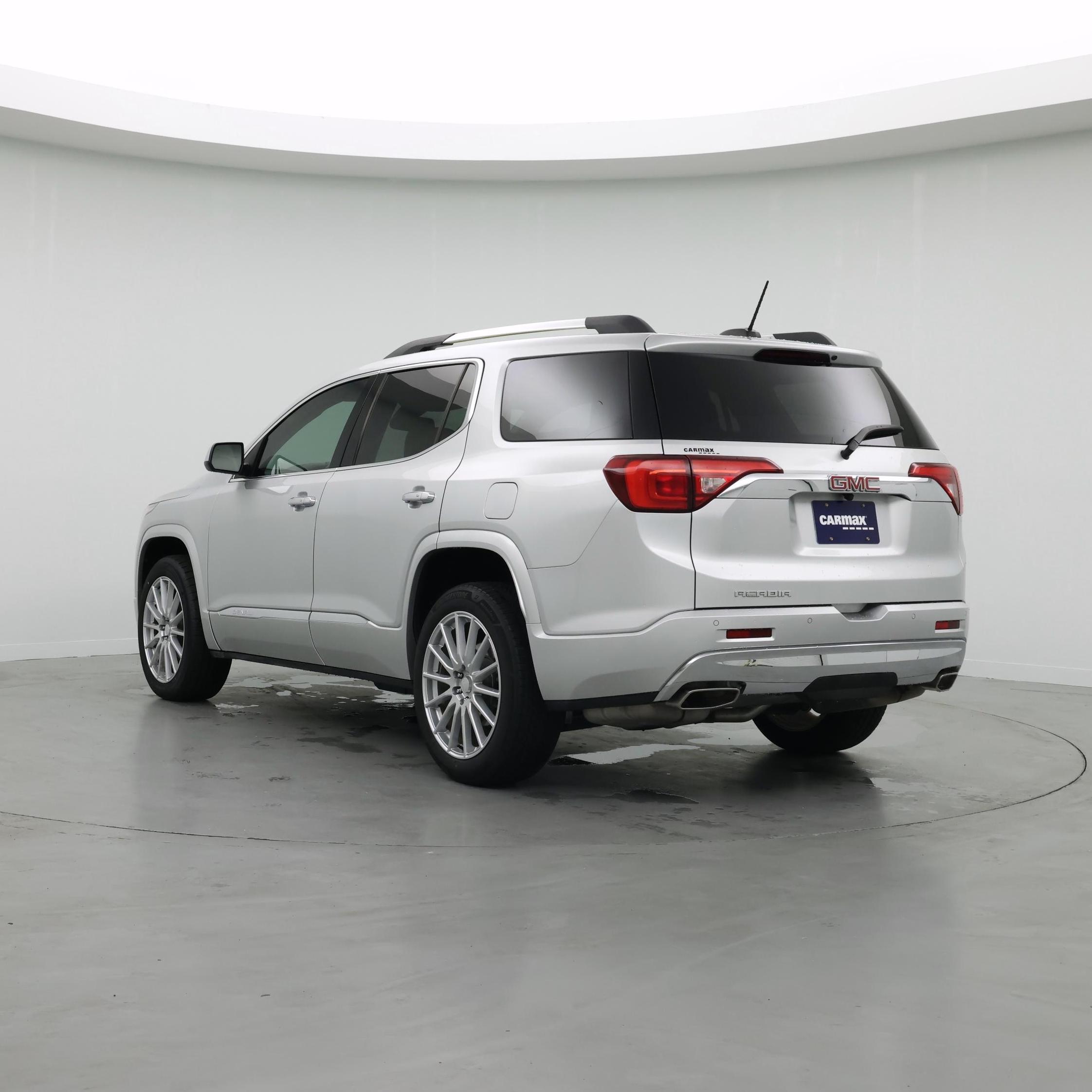 Thumbnail: 2019 GMC Acadia - 2