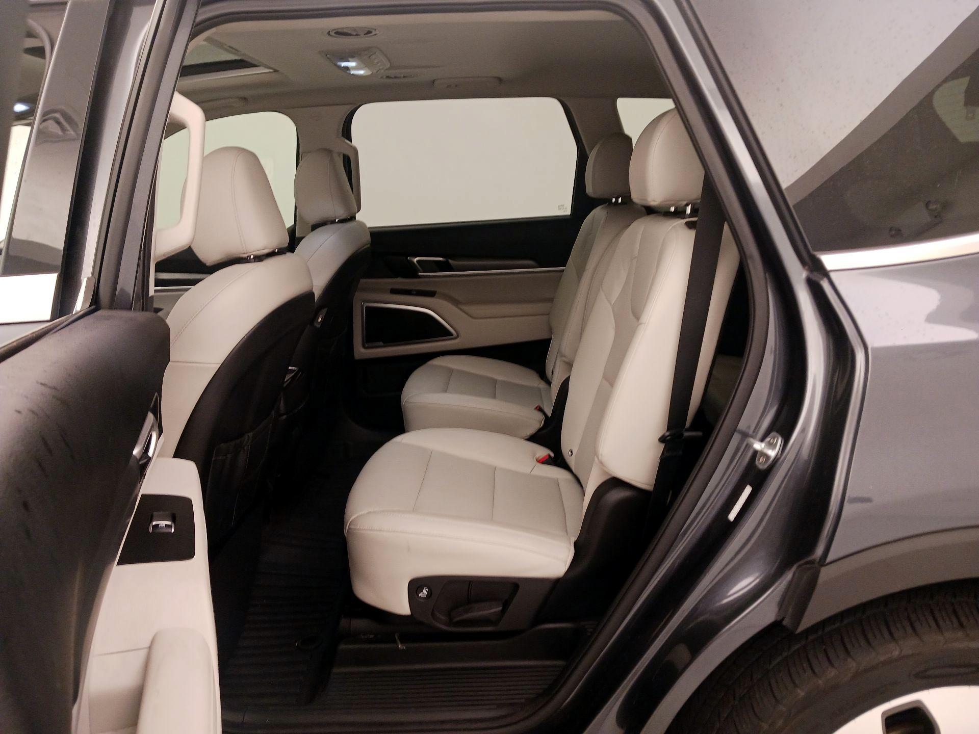 Thumbnail: 2021 Kia Telluride - 20