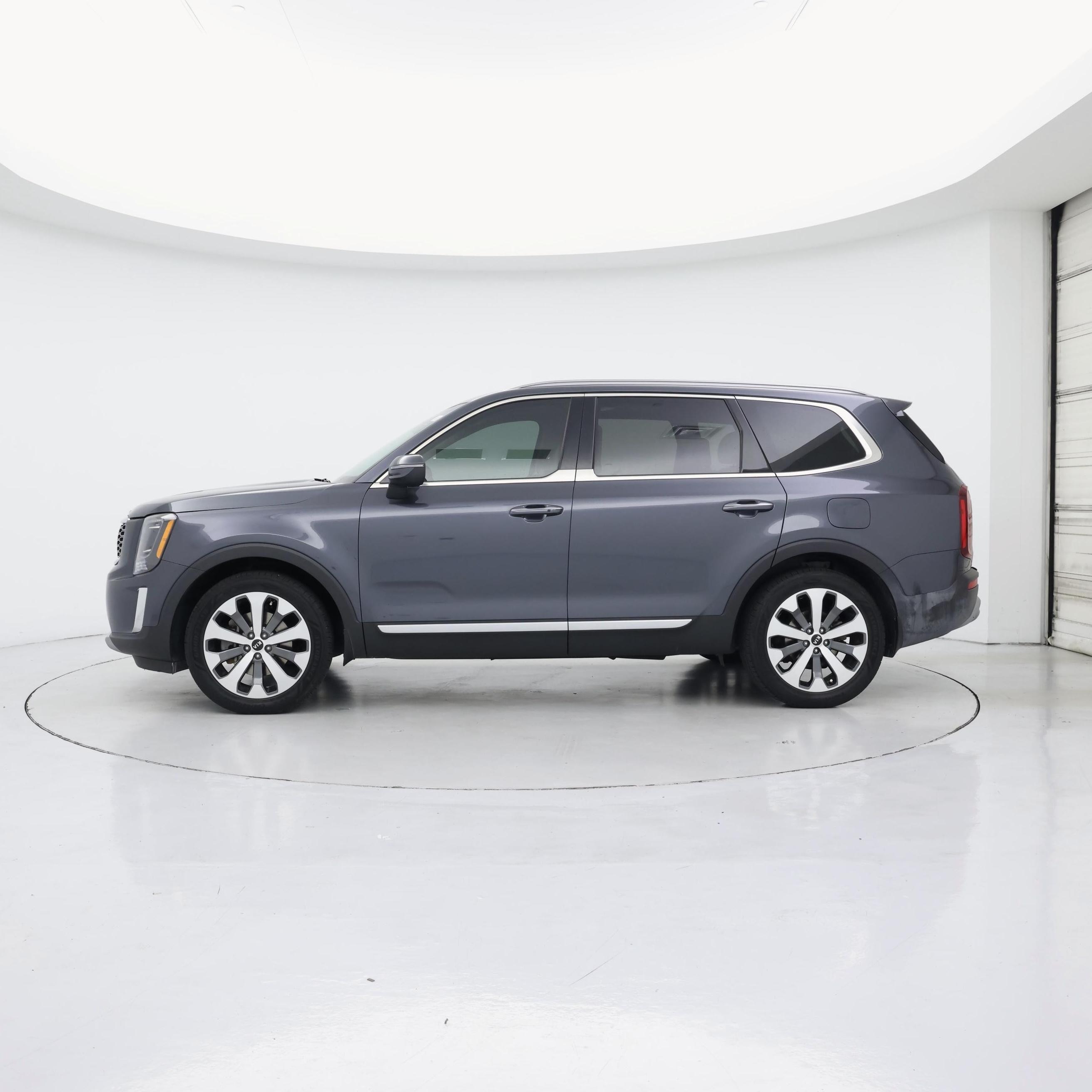 Thumbnail: 2021 Kia Telluride - 3
