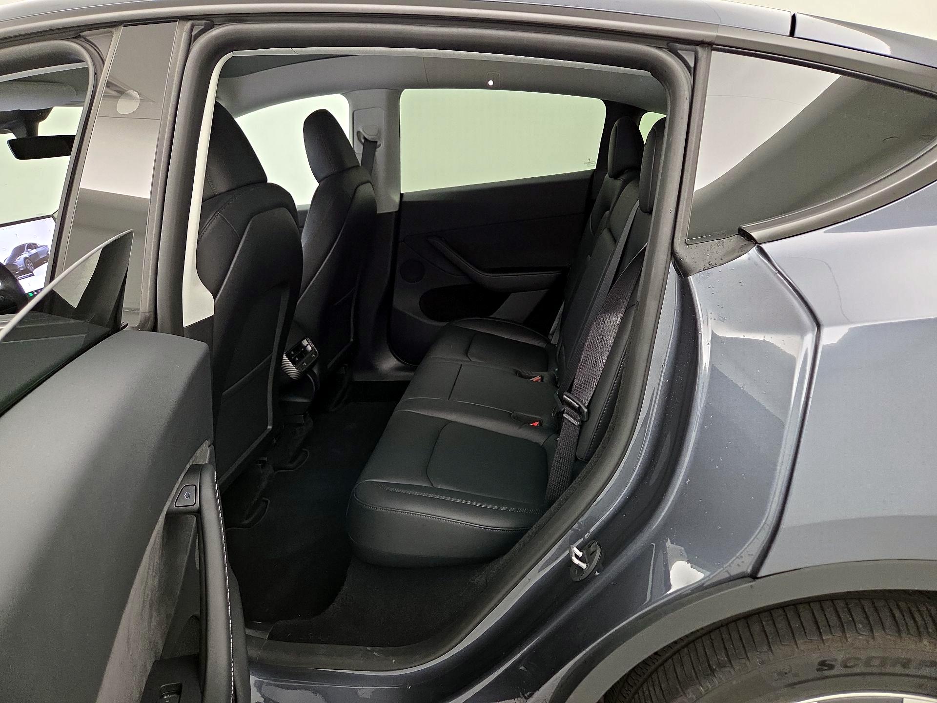 Thumbnail: 2023 Tesla Model Y - 20