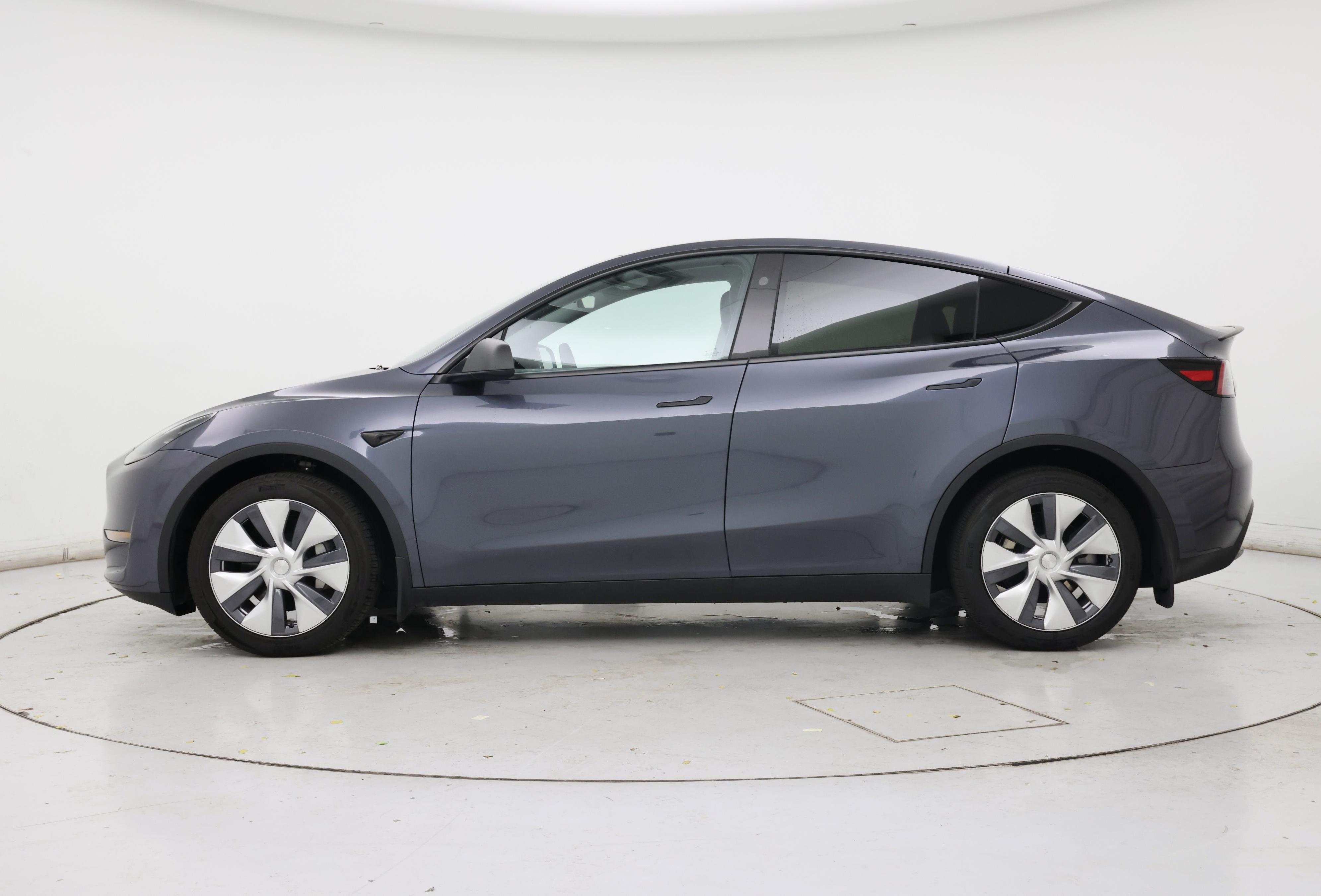 Thumbnail: 2023 Tesla Model Y - 3