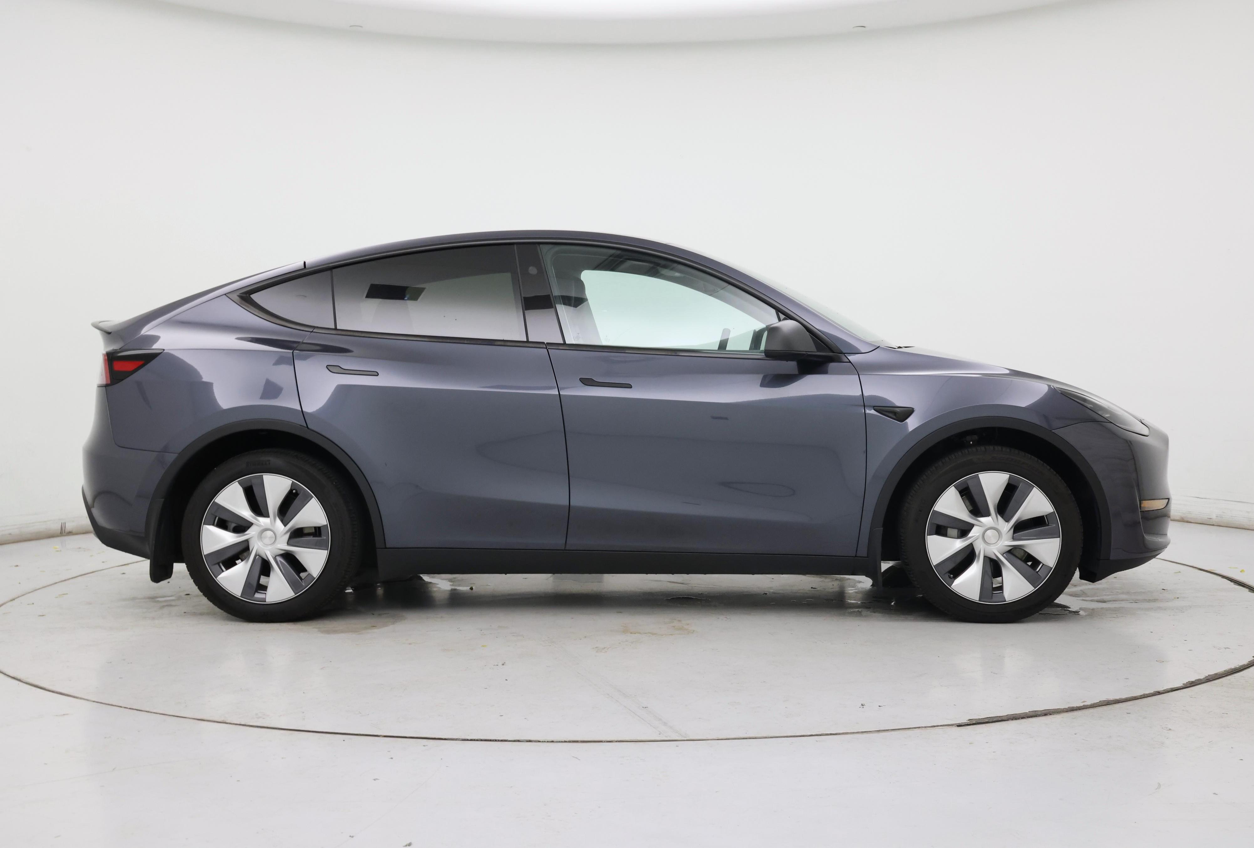 Thumbnail: 2023 Tesla Model Y - 7