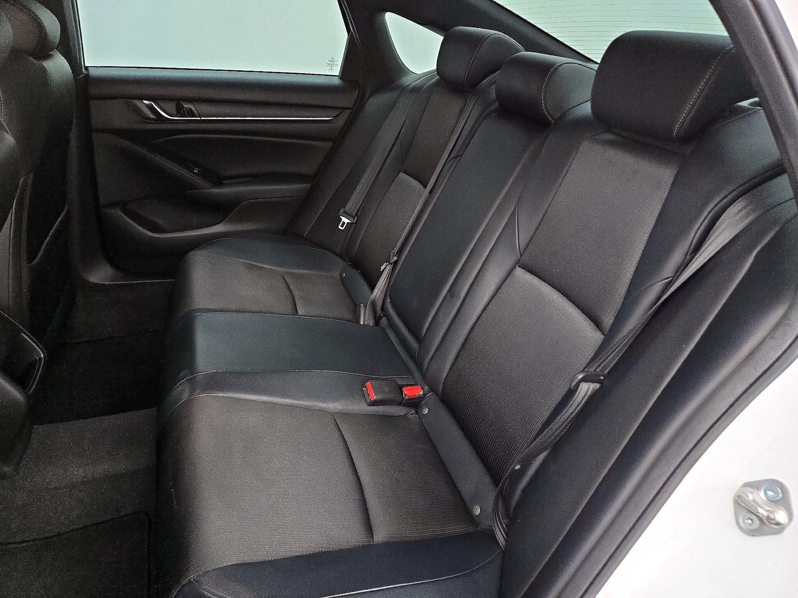 2018 Honda Accord Sport - Photo 18