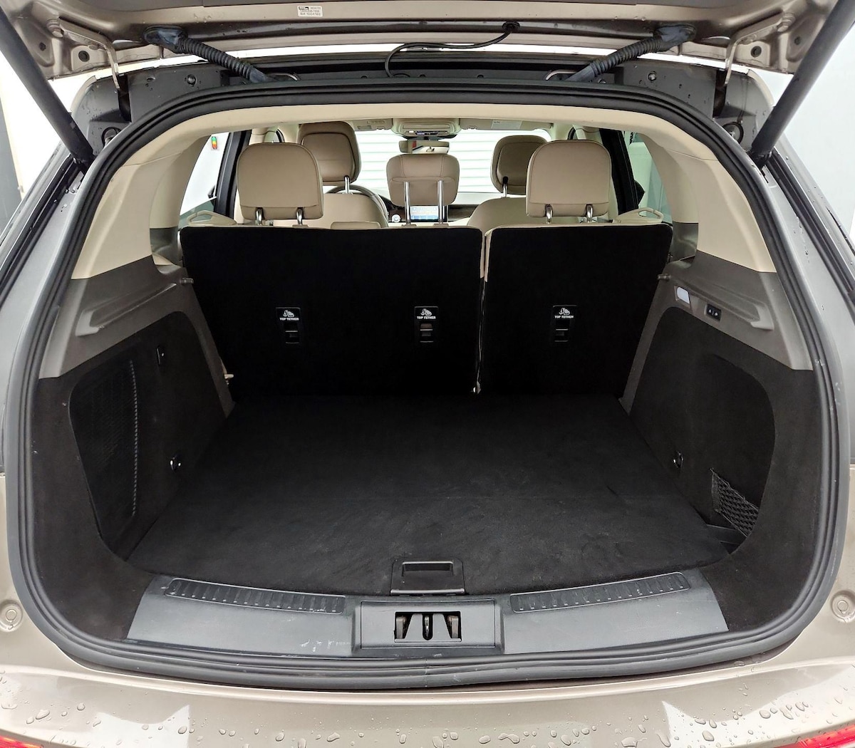 Trunk/Cargo (Seats Up)