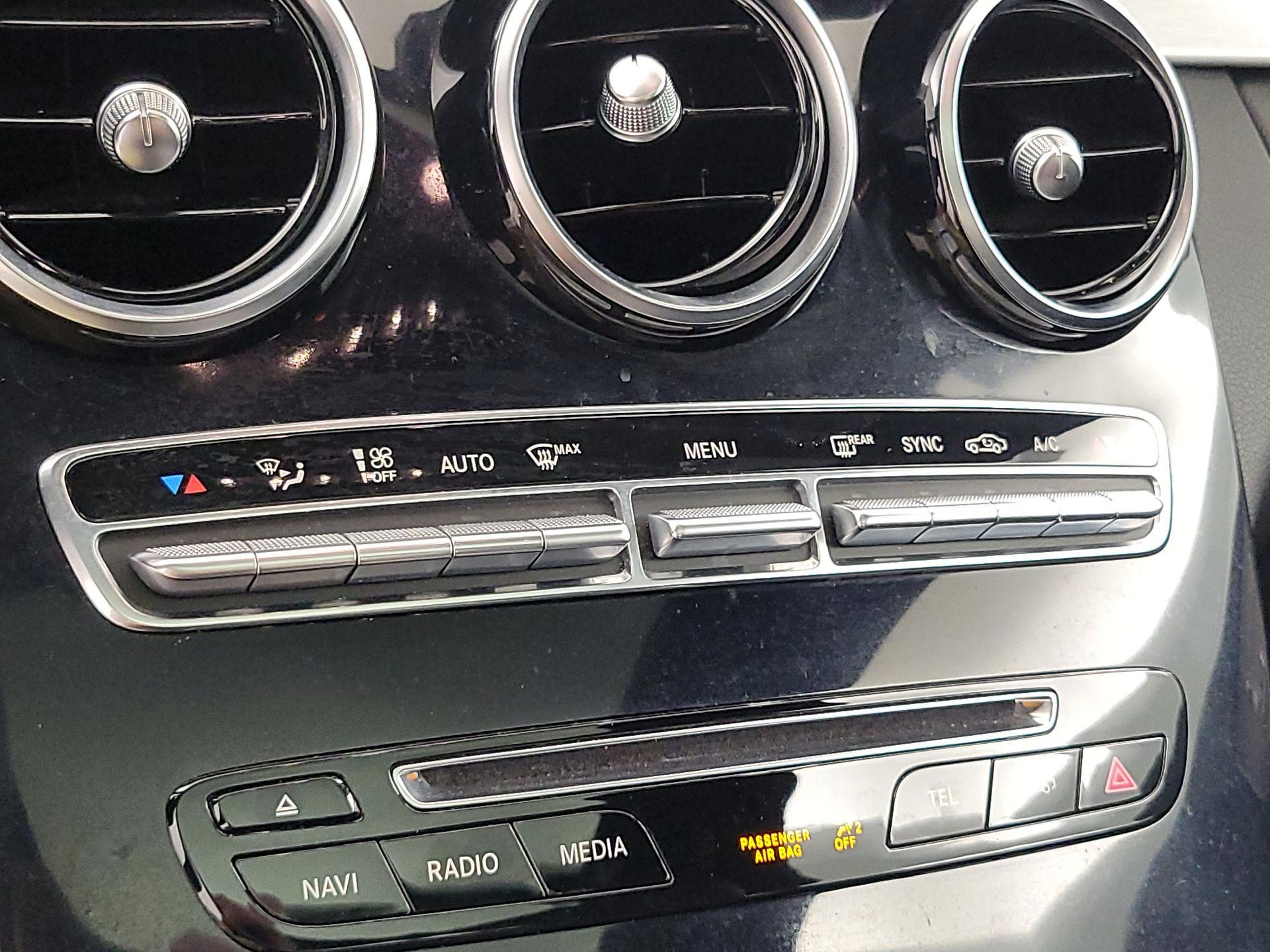 Thumbnail: 2017 Mercedes-Benz C-Class - 16
