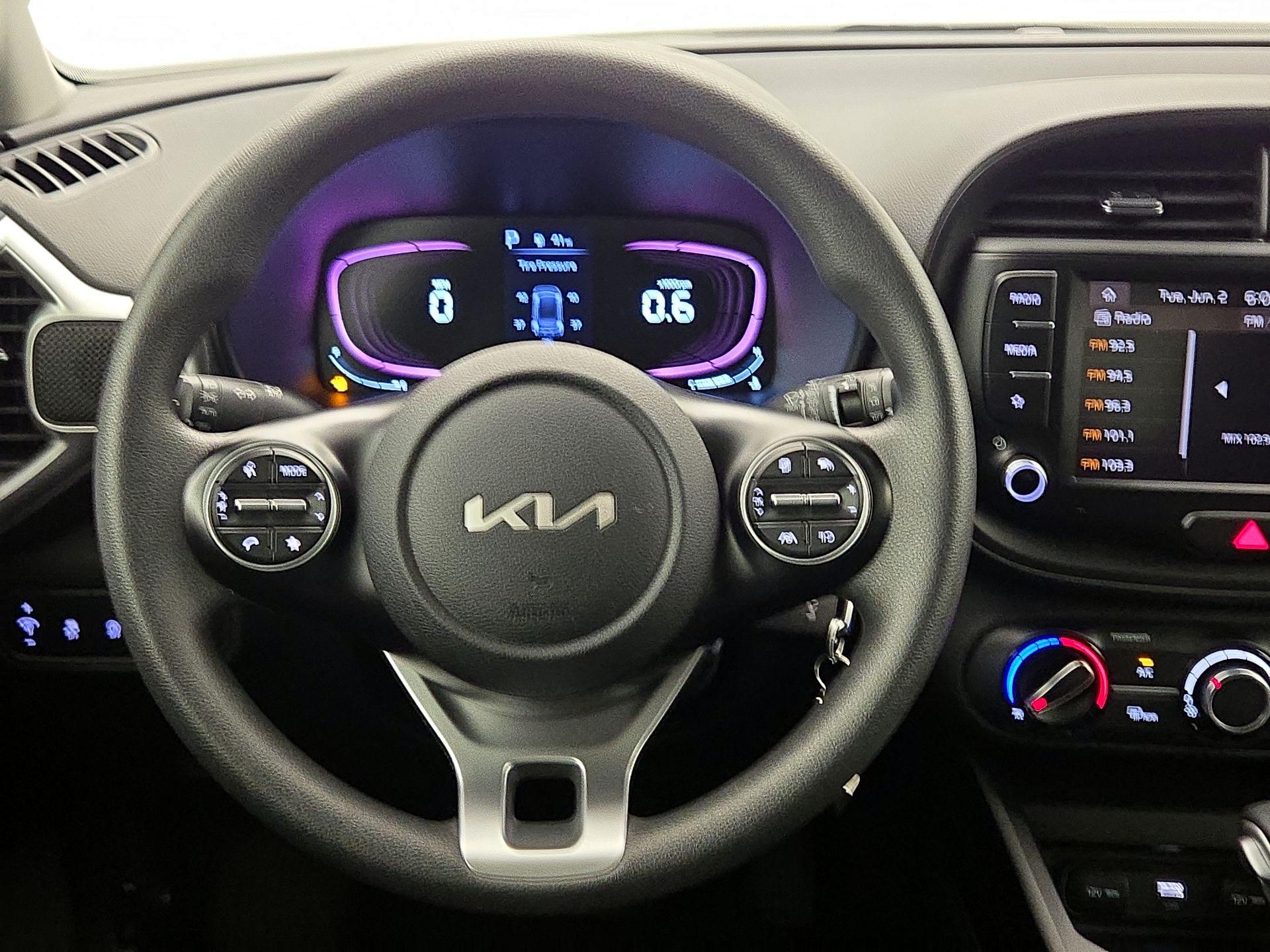 Thumbnail: 2023 Kia Soul - 10