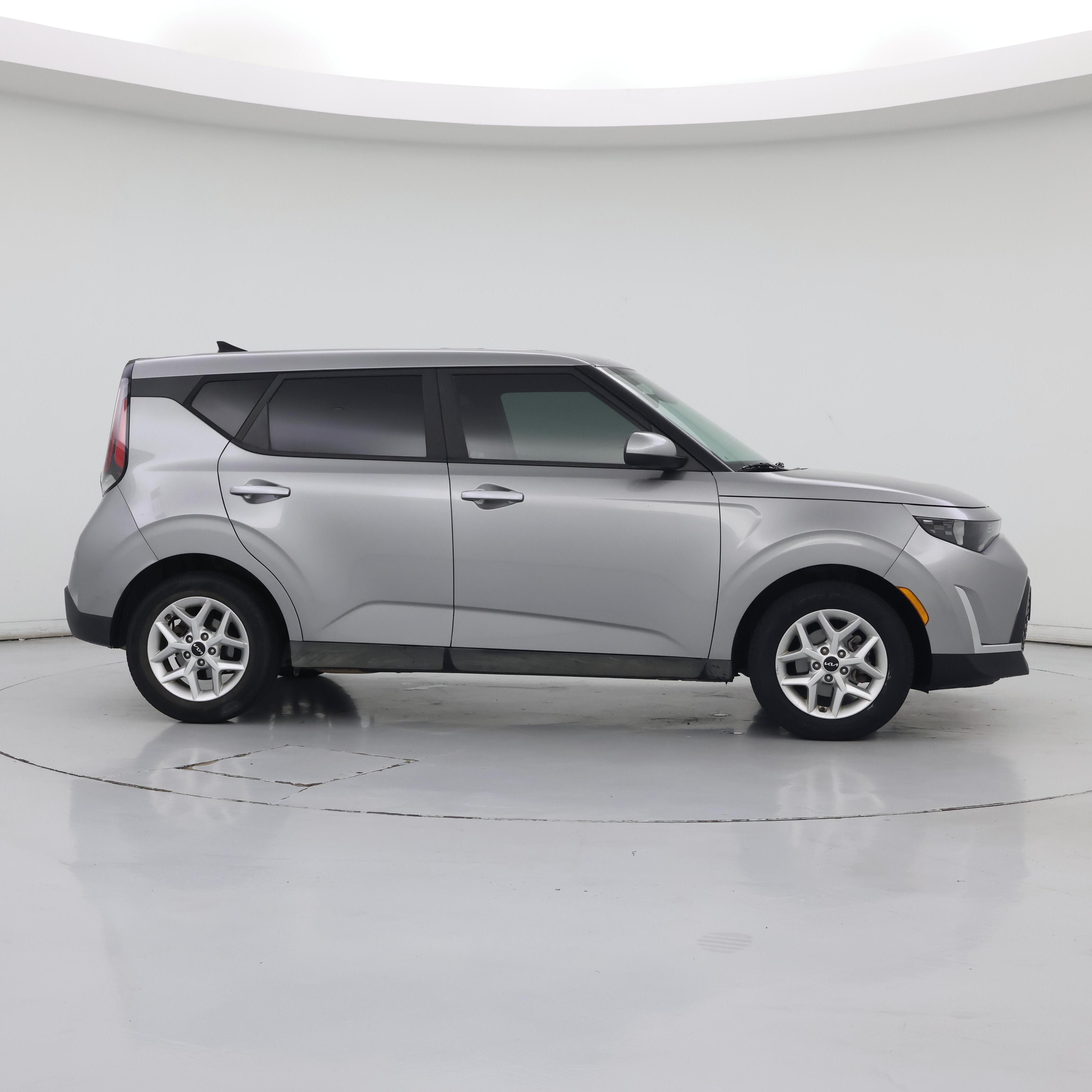 Thumbnail: 2023 Kia Soul - 7