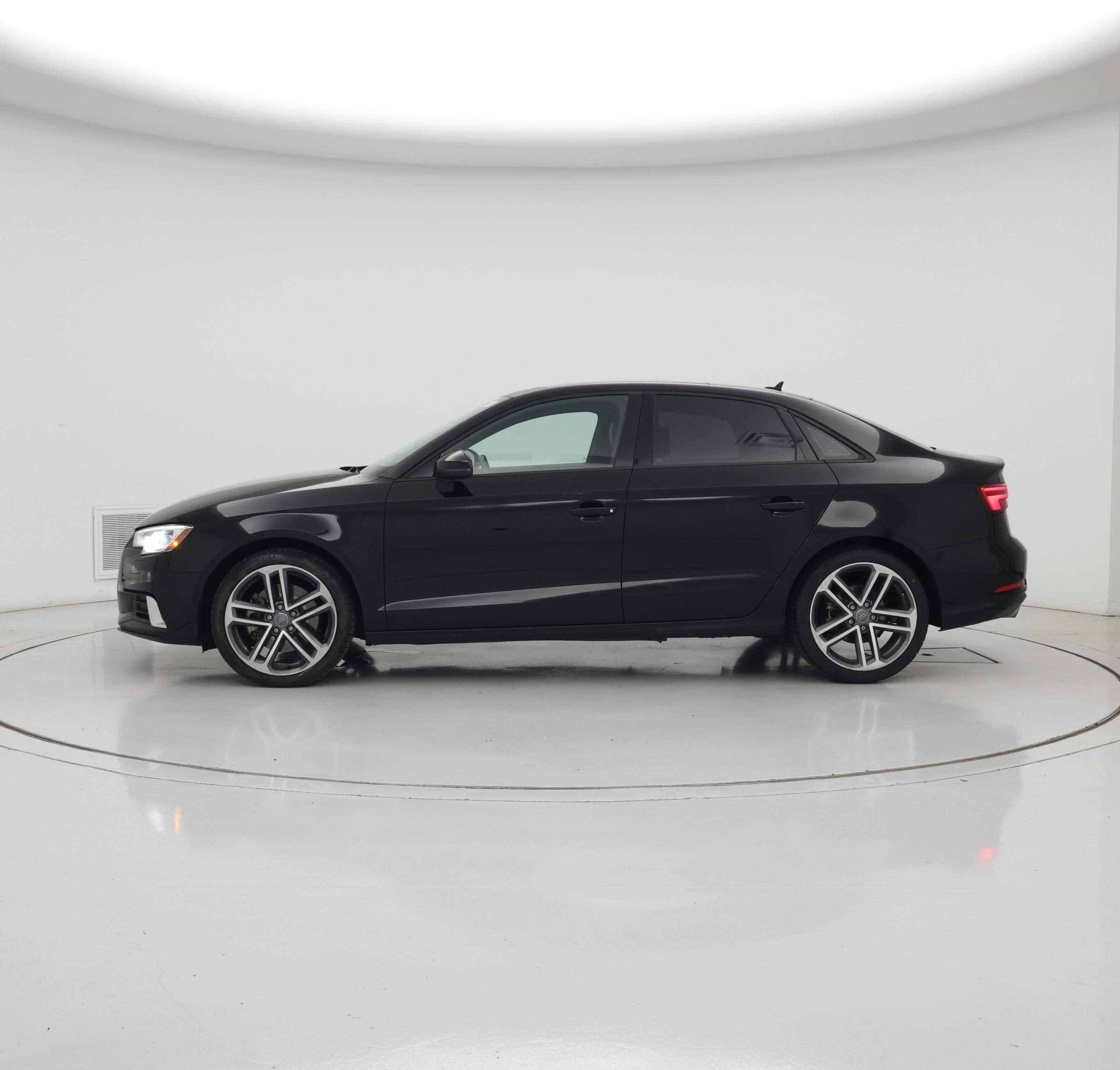 Thumbnail: 2018 Audi A3 - 3