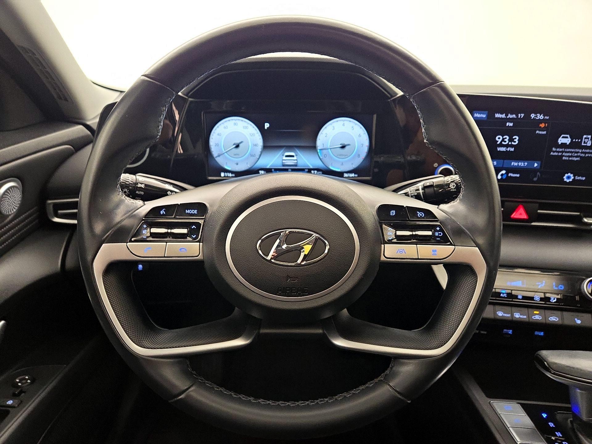 Thumbnail: 2022 Hyundai Elantra - 10