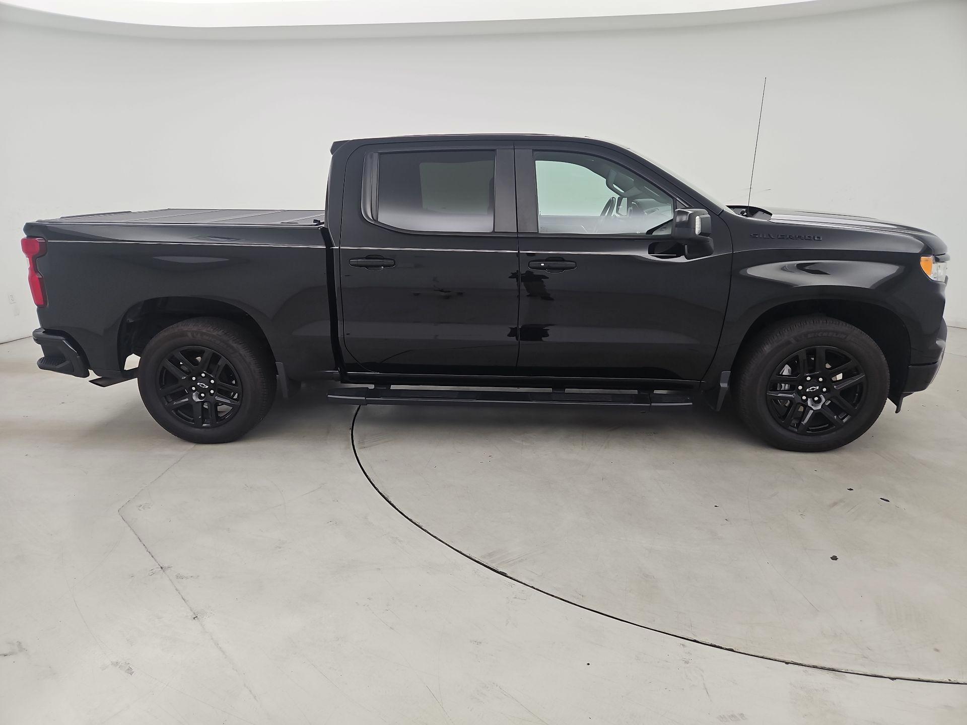 Thumbnail: 2022 Chevrolet Silverado 1500 - 4