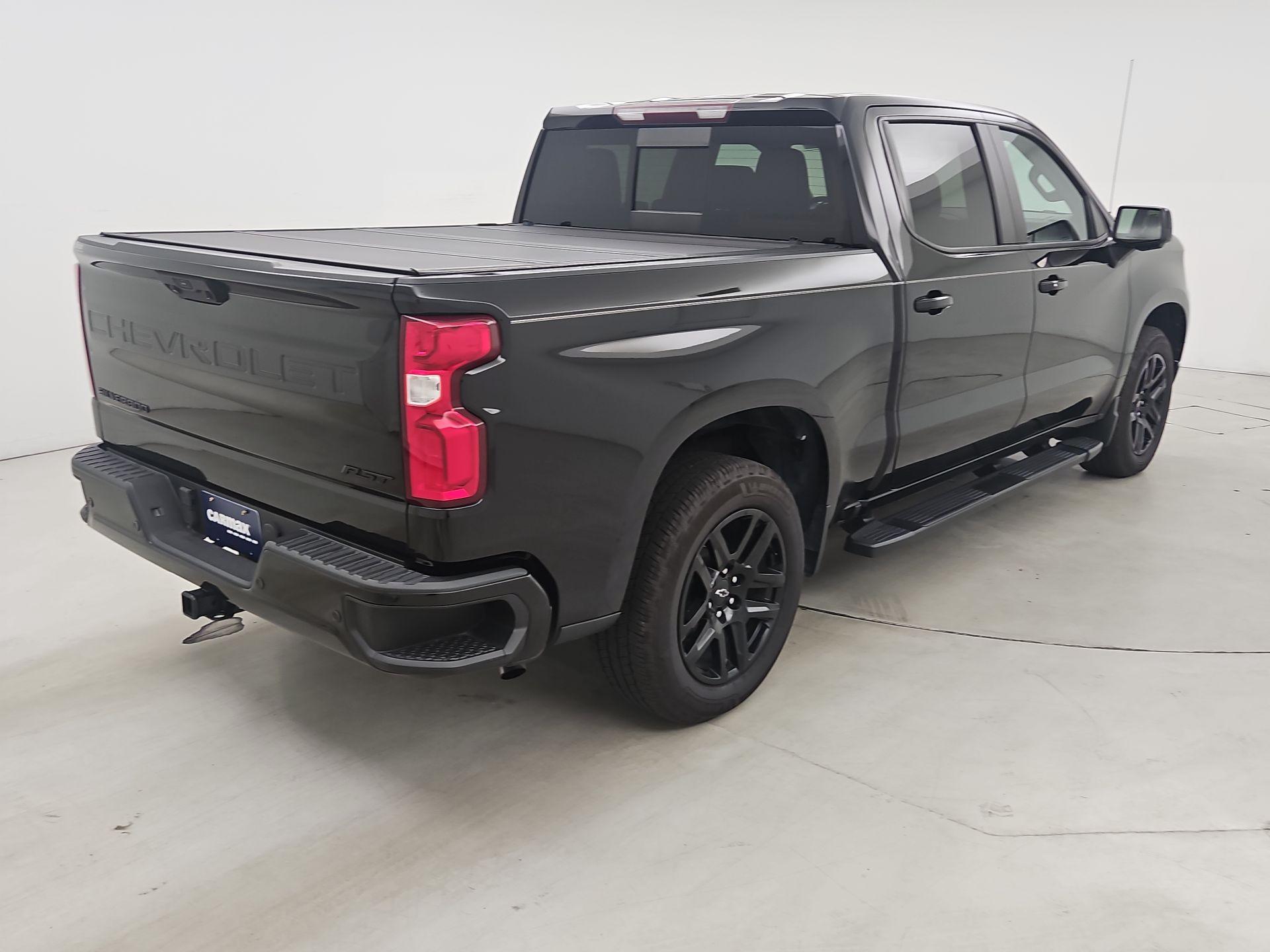 Thumbnail: 2022 Chevrolet Silverado 1500 - 5