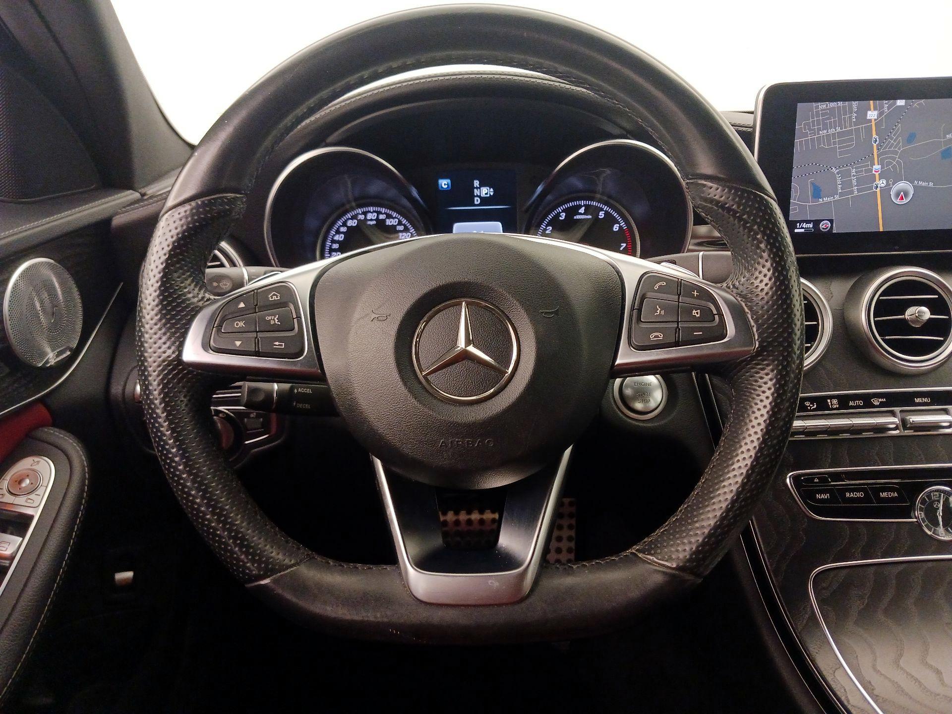 Thumbnail: 2015 Mercedes-Benz C-Class - 10