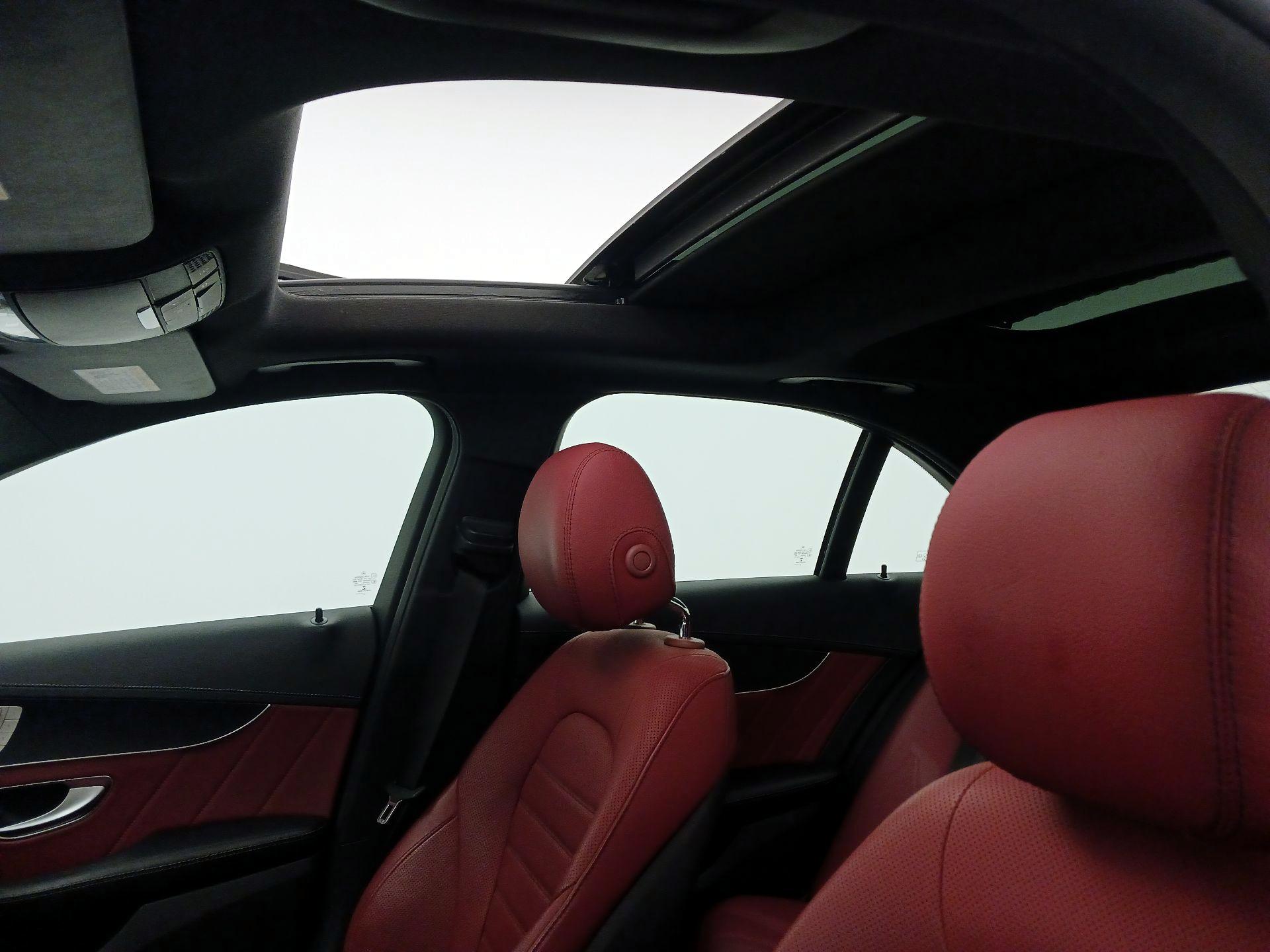 Thumbnail: 2015 Mercedes-Benz C-Class - 20