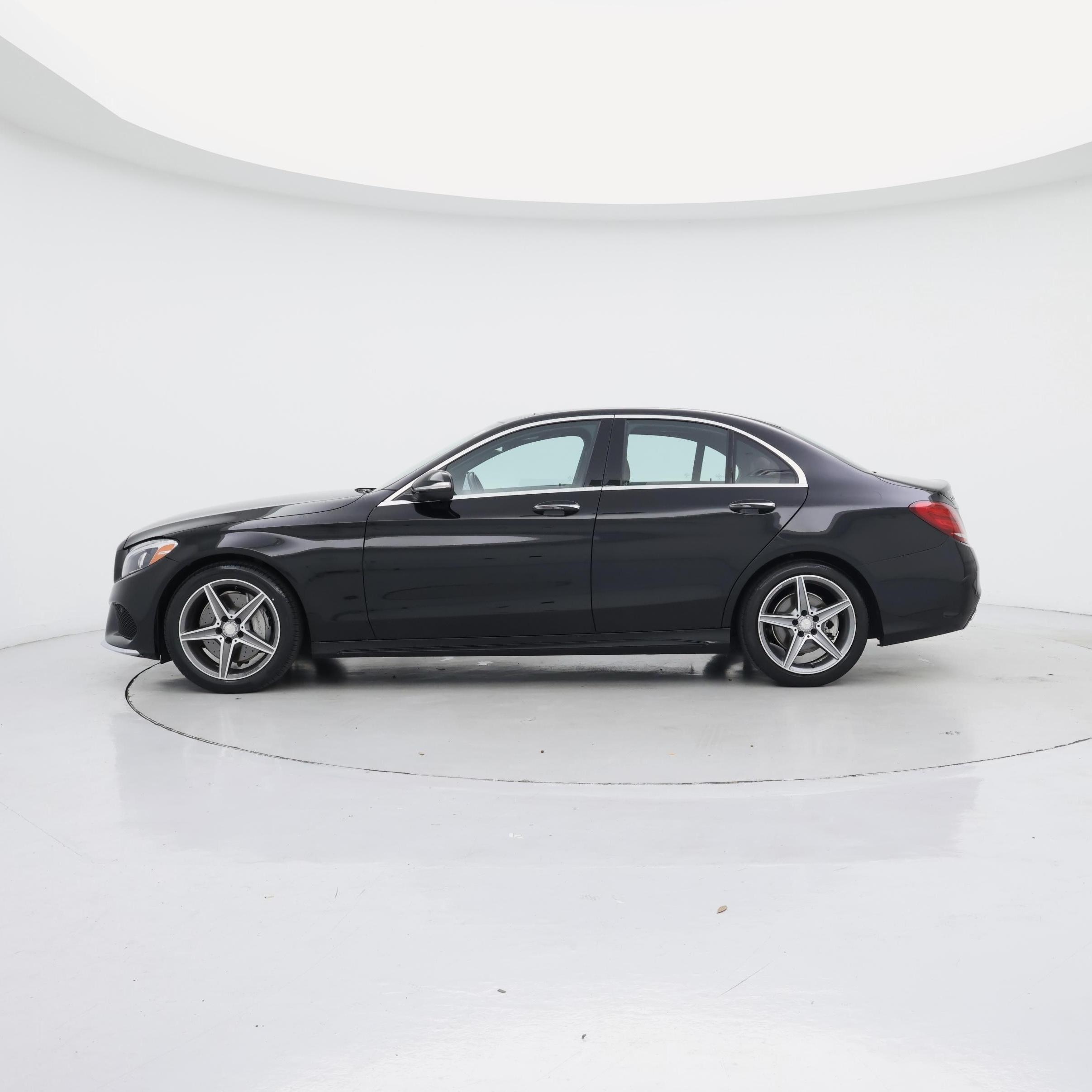 Thumbnail: 2015 Mercedes-Benz C-Class - 3