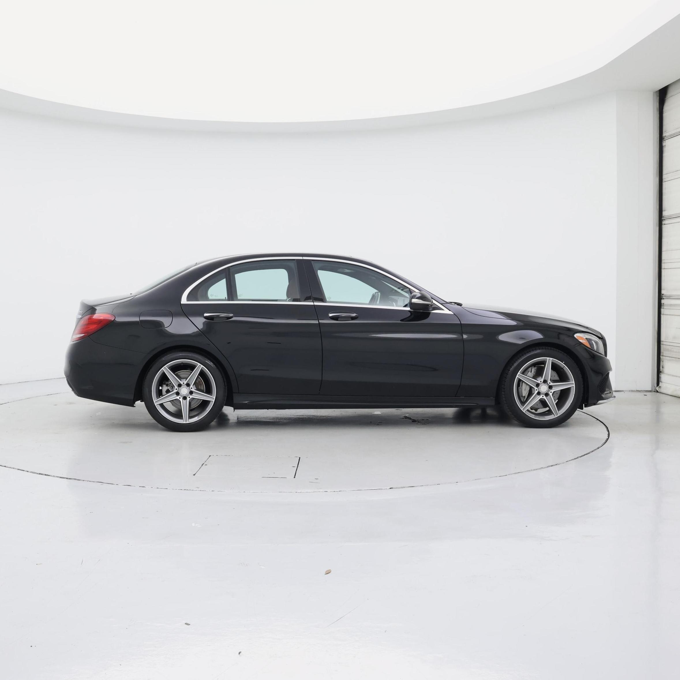 Thumbnail: 2015 Mercedes-Benz C-Class - 7