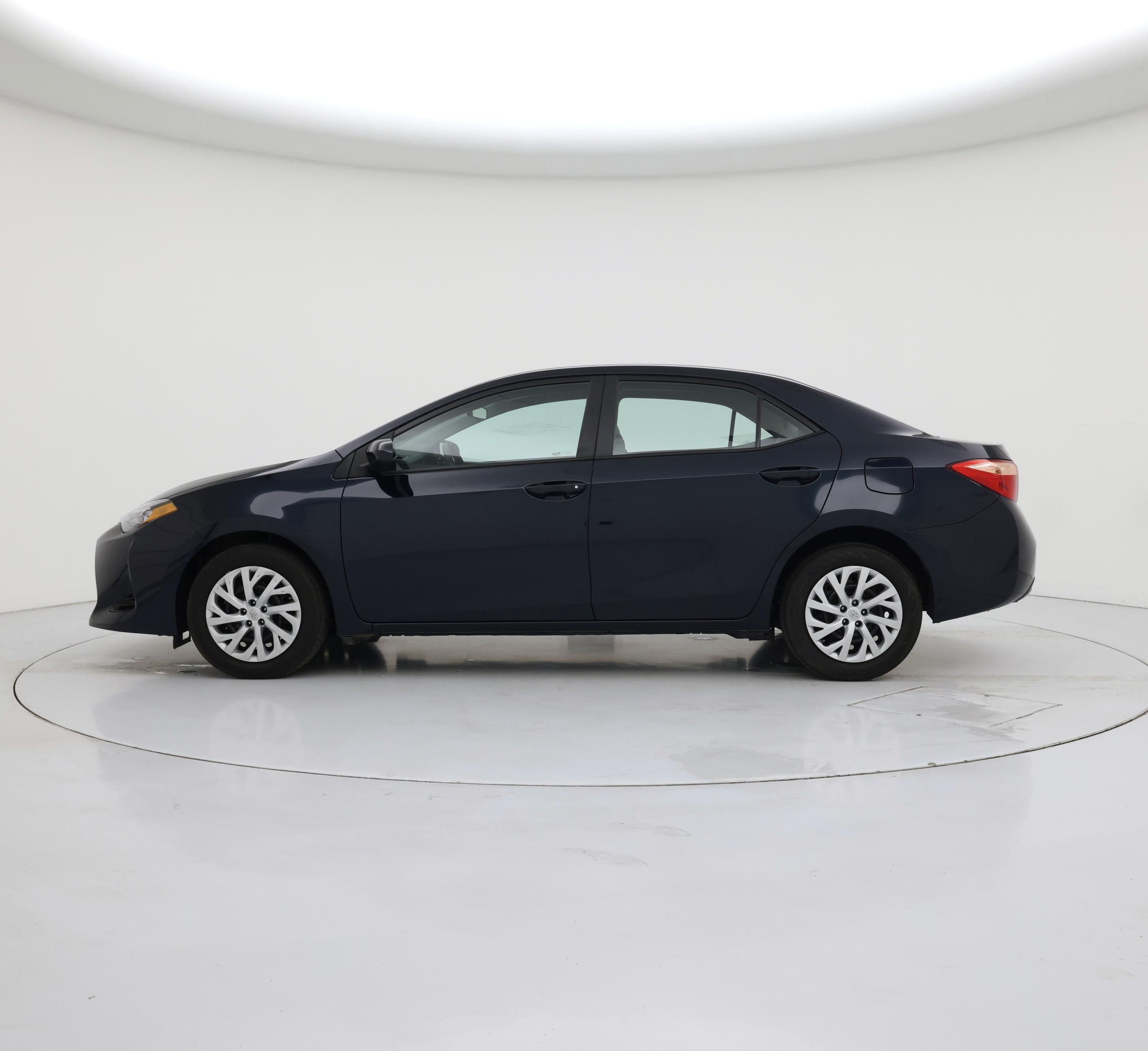 Thumbnail: 2019 Toyota Corolla - 3
