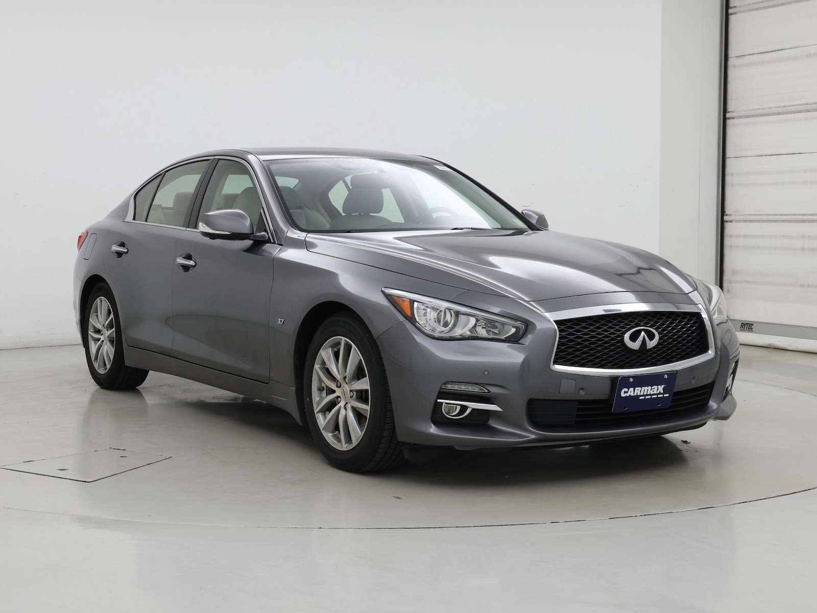 2015 INFINITI Q50 Premium - Photo 2