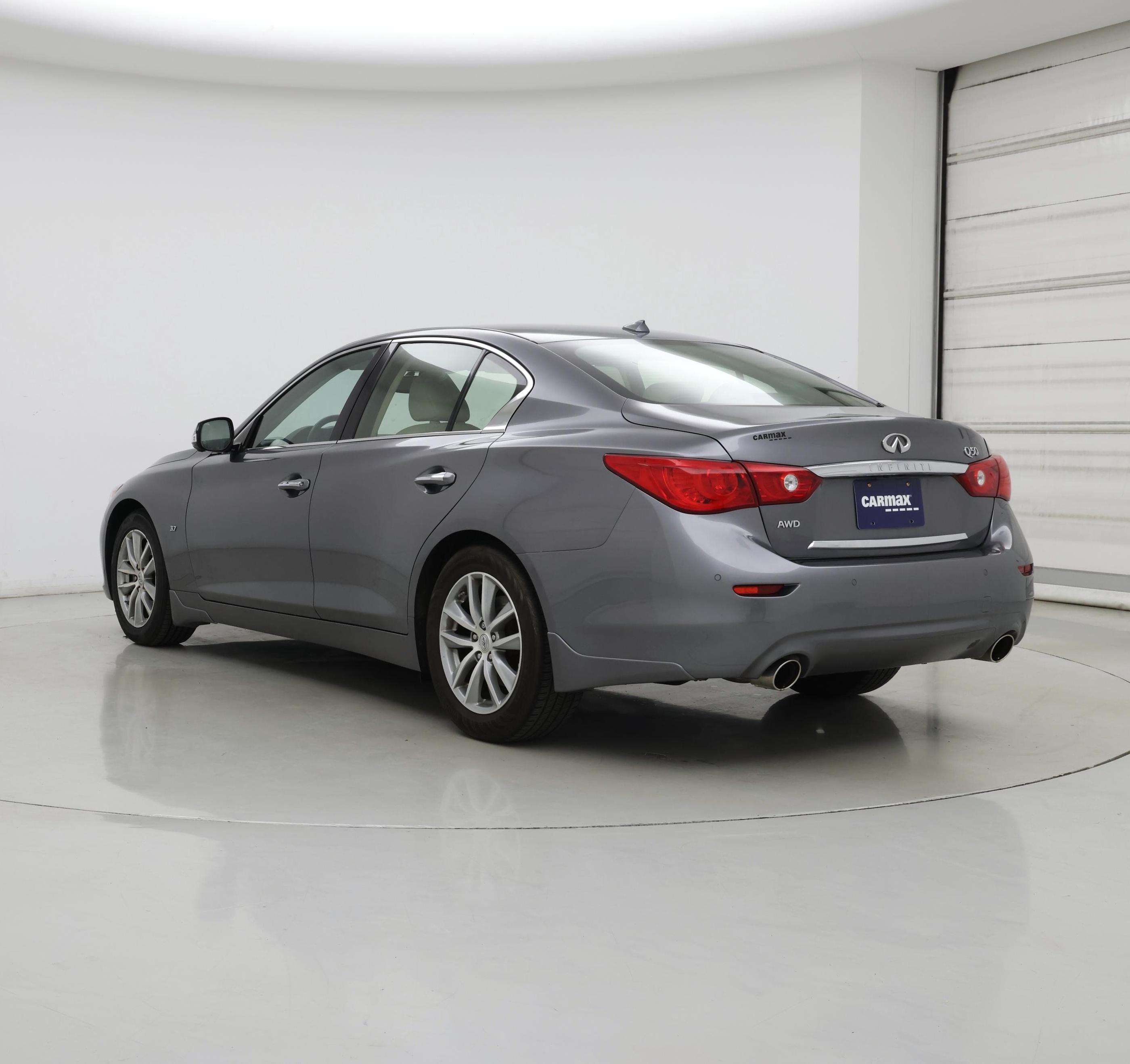 Thumbnail: 2015 INFINITI Q50 - 2