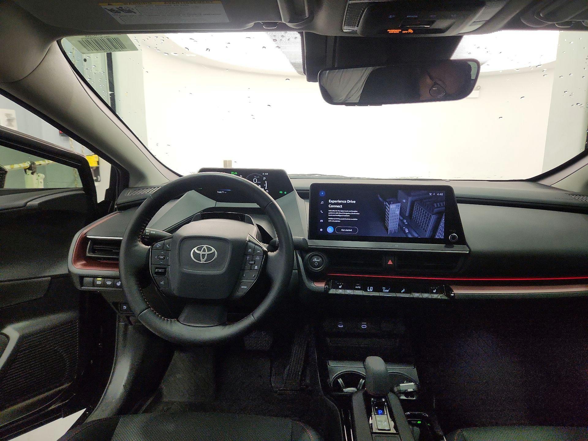 Thumbnail: 2024 Toyota Prius Prime - 9