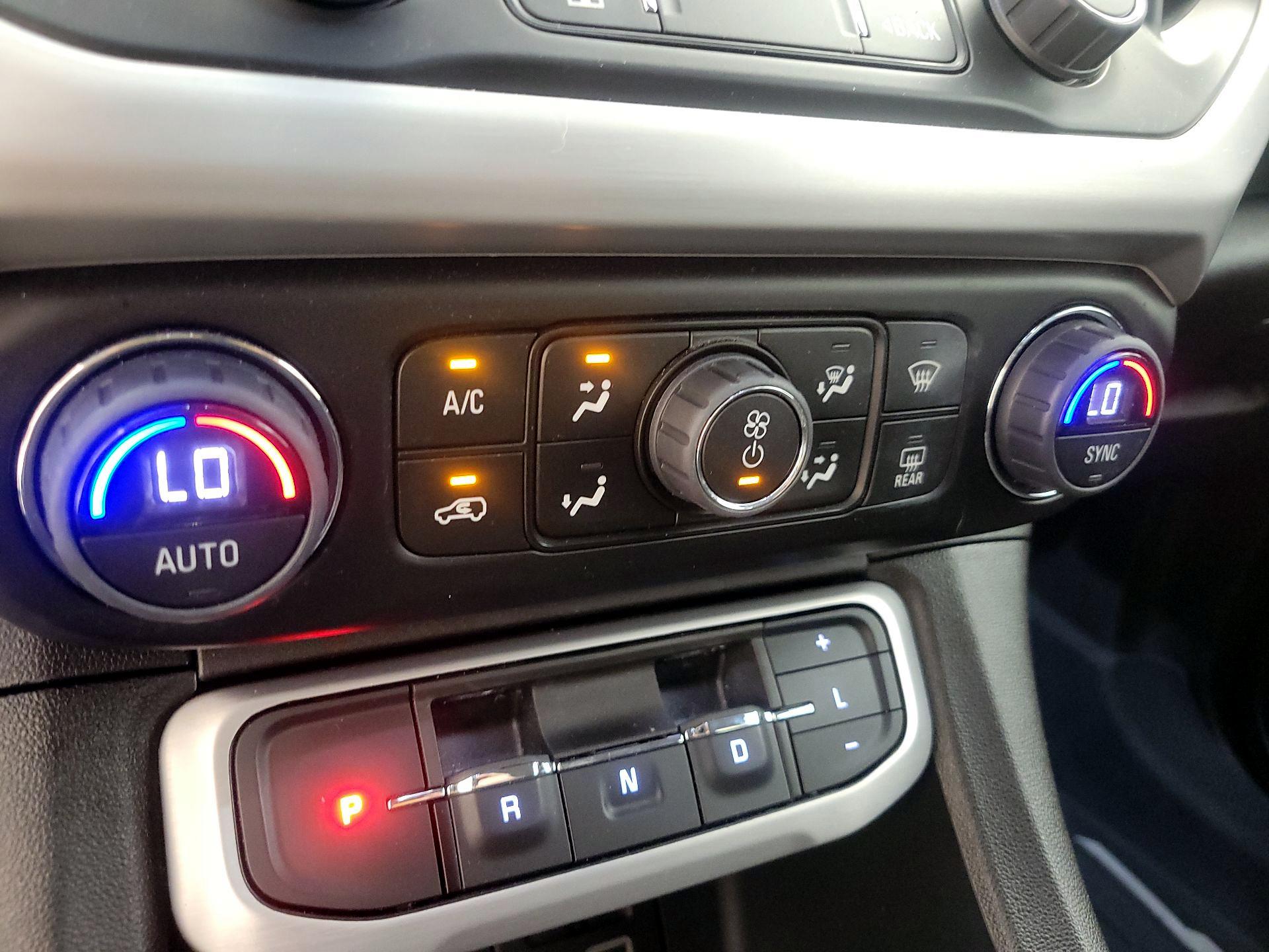 Thumbnail: 2023 GMC Acadia - 15