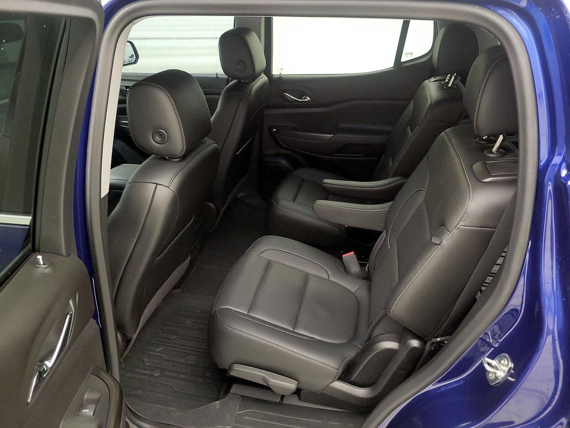 Thumbnail: 2023 GMC Acadia - 18