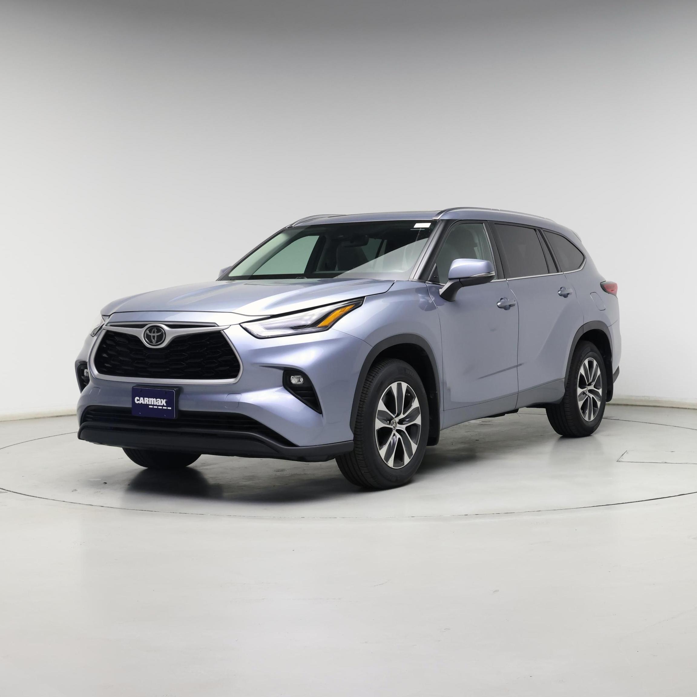 Thumbnail: 2021 Toyota Highlander - 4