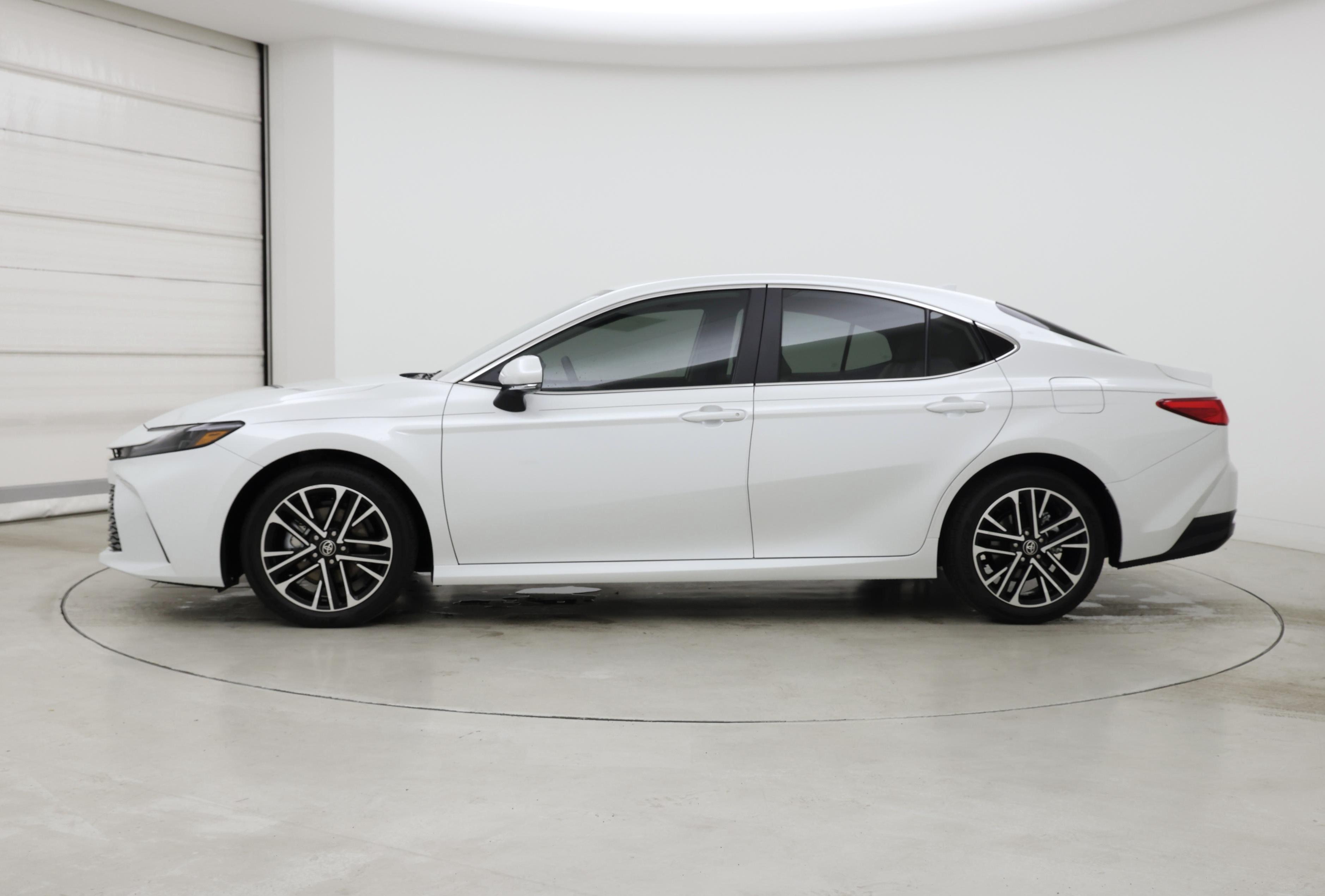 Thumbnail: 2026 Toyota Camry - 3