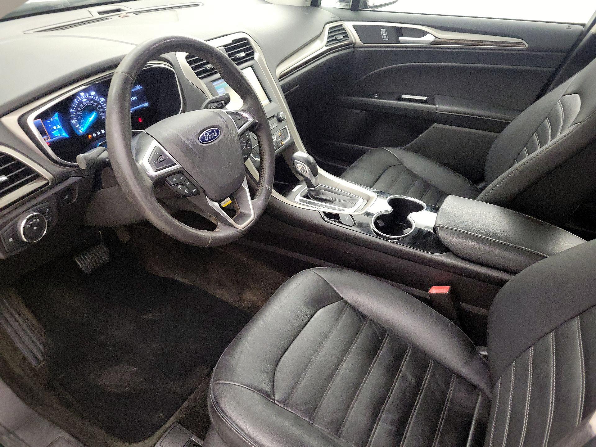 Thumbnail: 2016 Ford Fusion - 11