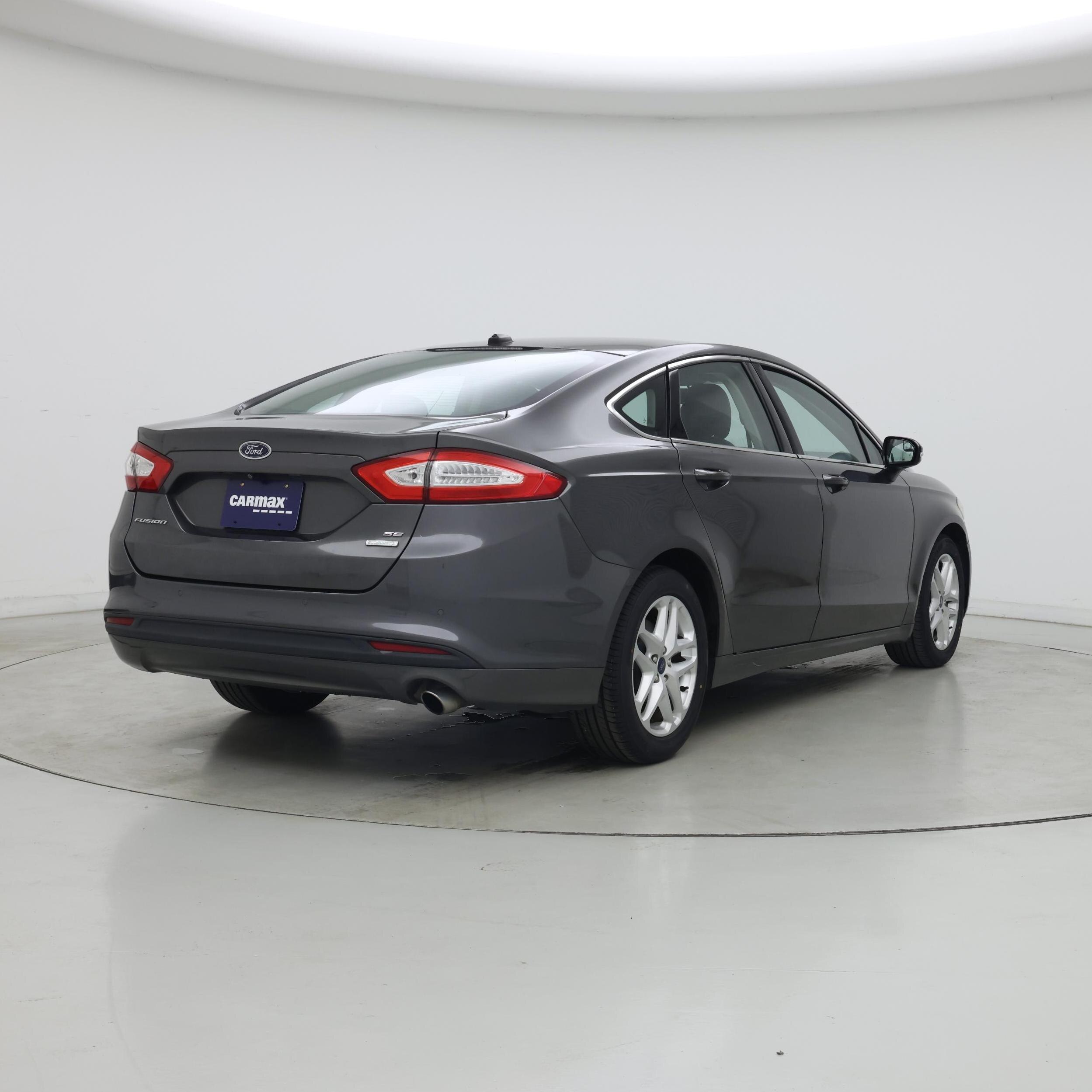 Thumbnail: 2016 Ford Fusion - 8