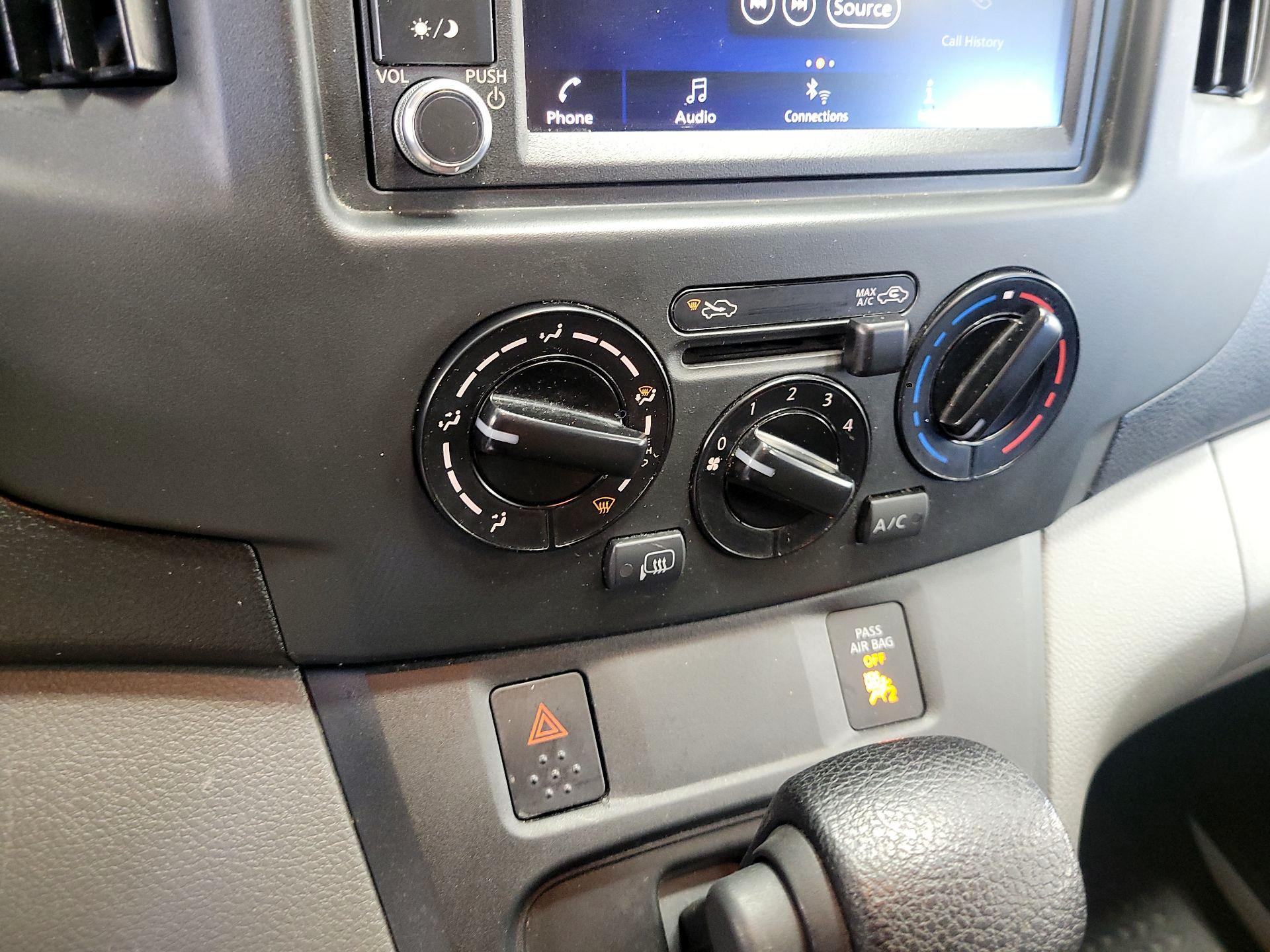 Thumbnail: 2020 Nissan NV200 - 16