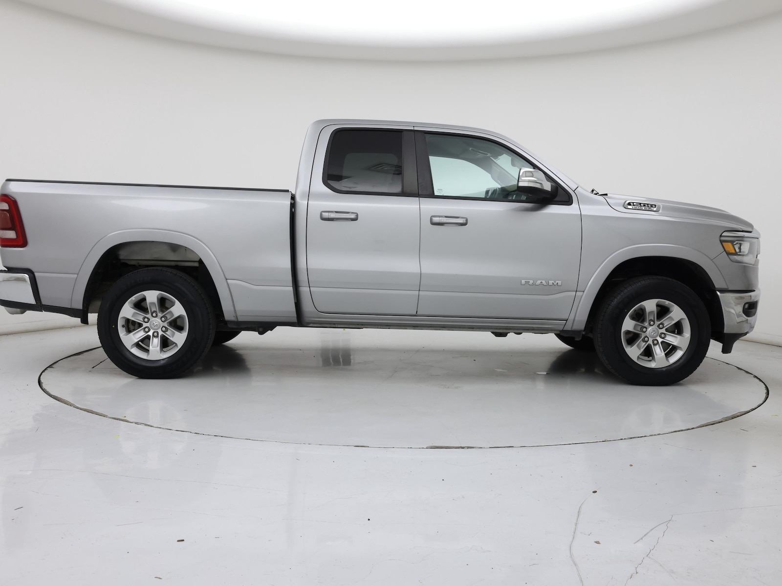 2020 RAM Ram 1500 Pickup Laramie - Photo 8