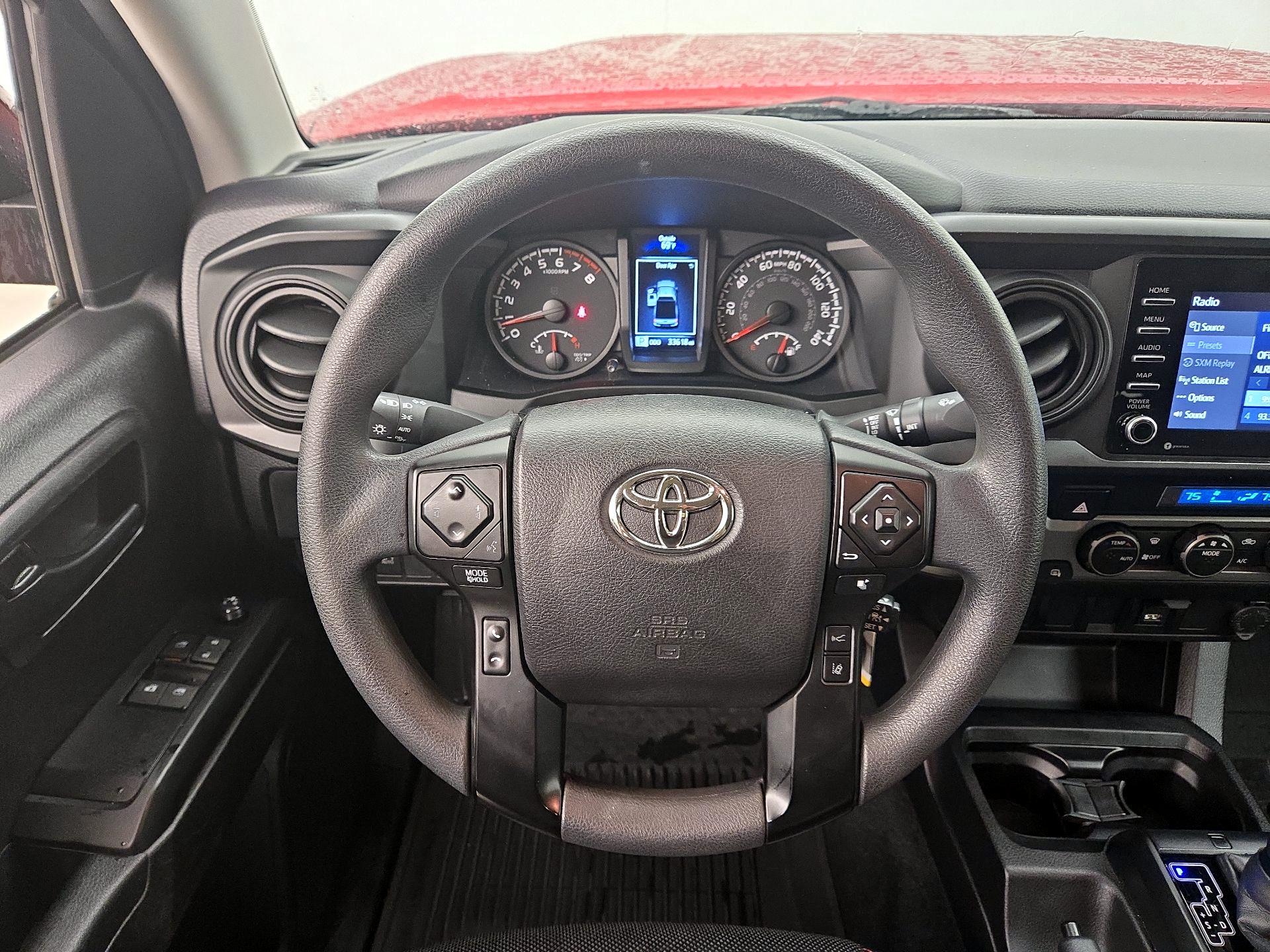 Thumbnail: 2021 Toyota Tacoma - 10