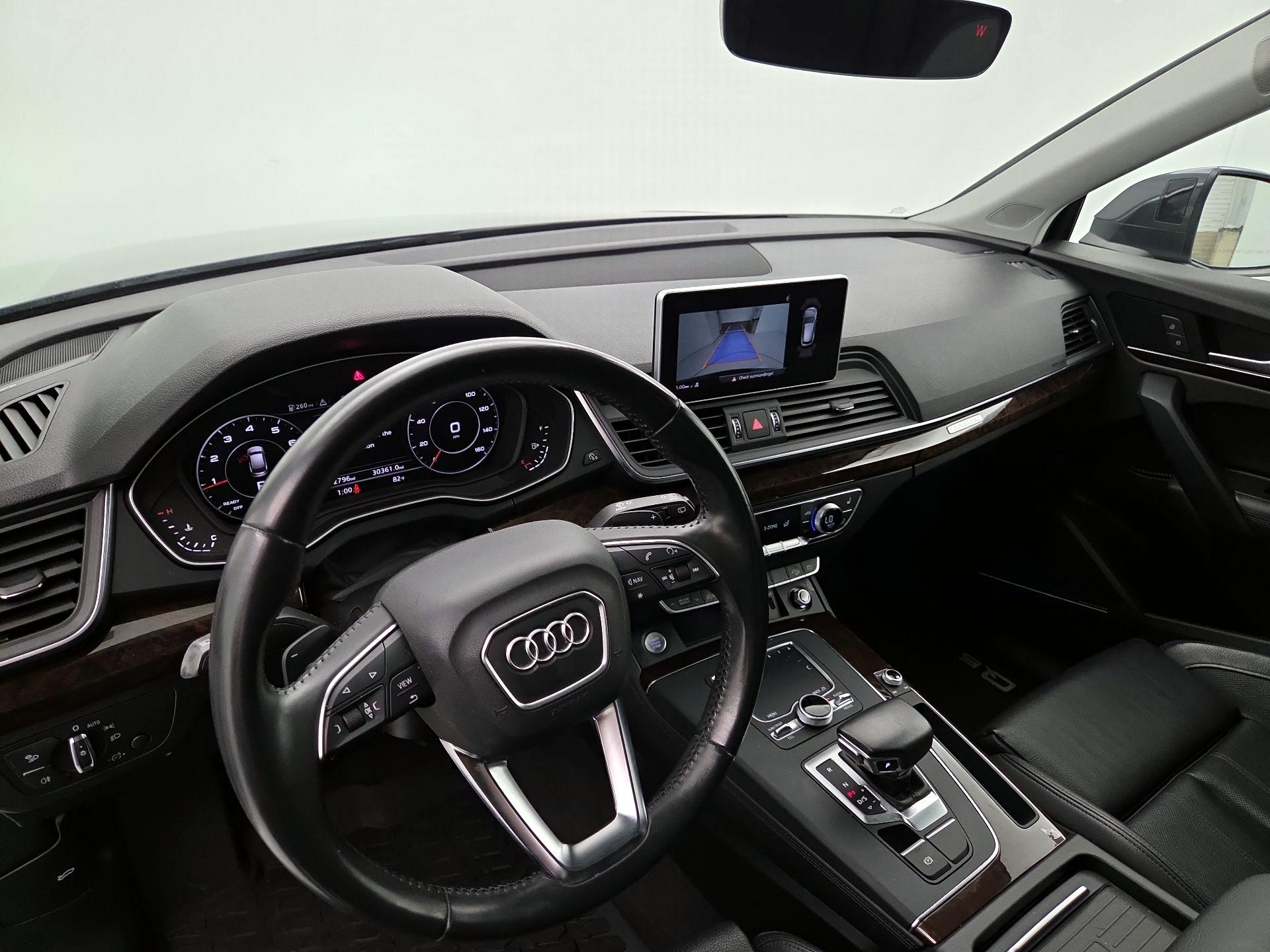 Thumbnail: 2019 Audi Q5 - 9