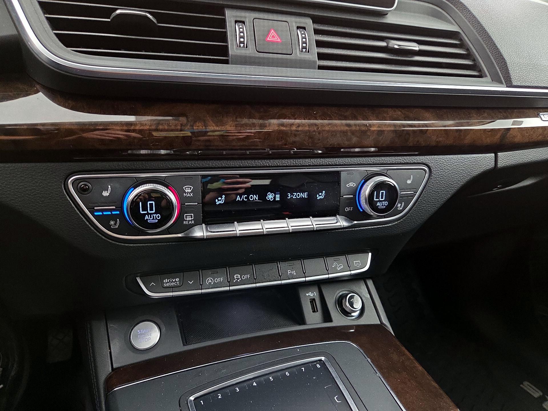 Thumbnail: 2019 Audi Q5 - 16